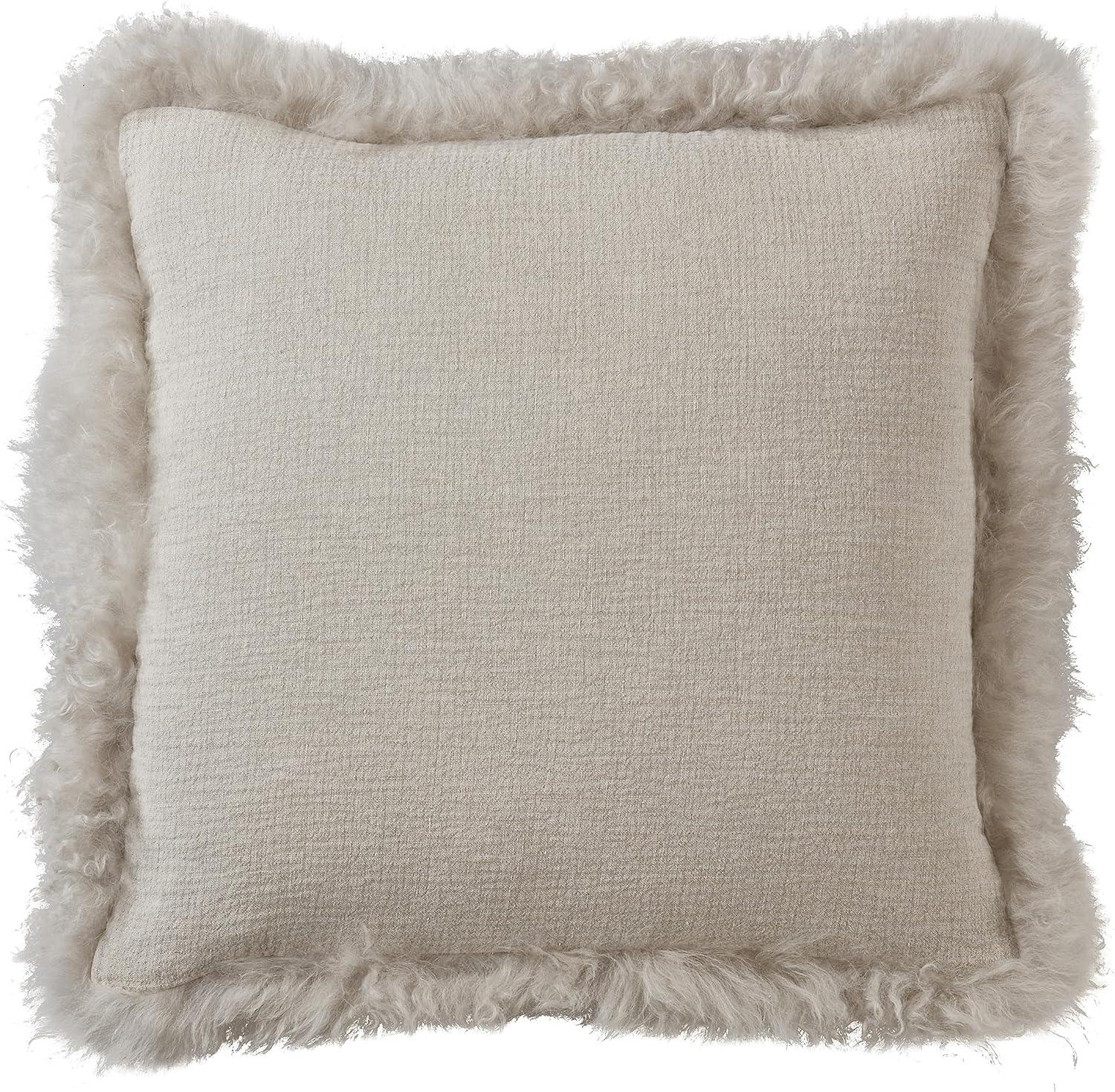 Saro Lifestyle Luxurious Linen Poly Filled Throw Pillow with Plush Lamb Fur Border