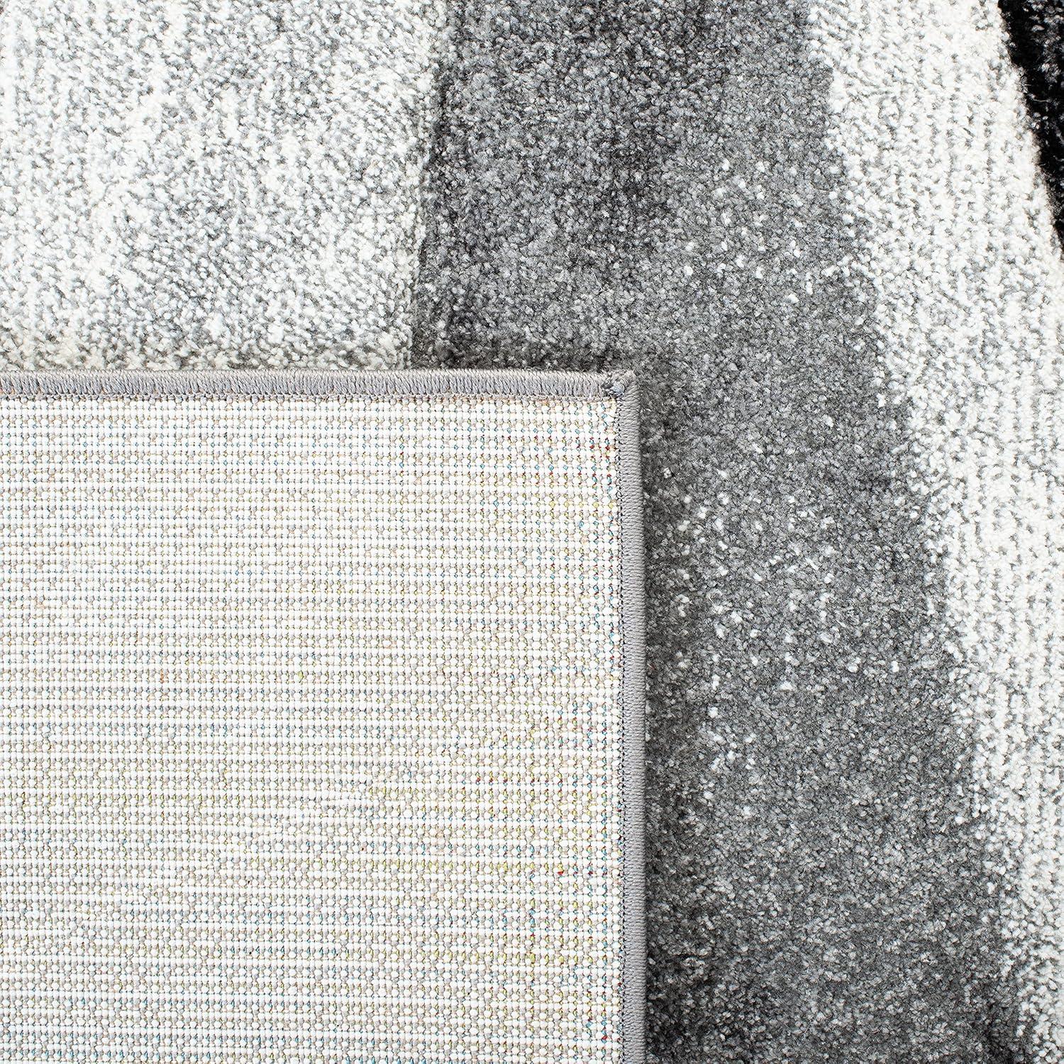 Hollywood HLW710 Machine Made Accent Rug - 2'7"x5' - Grey/Green - Safavieh