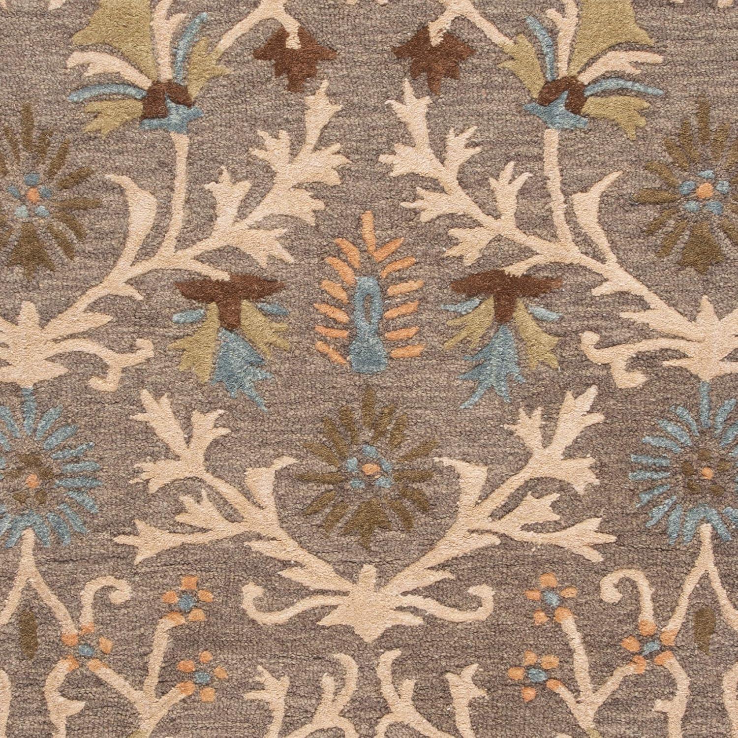 Cambridge CAM235 Hand Tufted Area Rug  - Safavieh