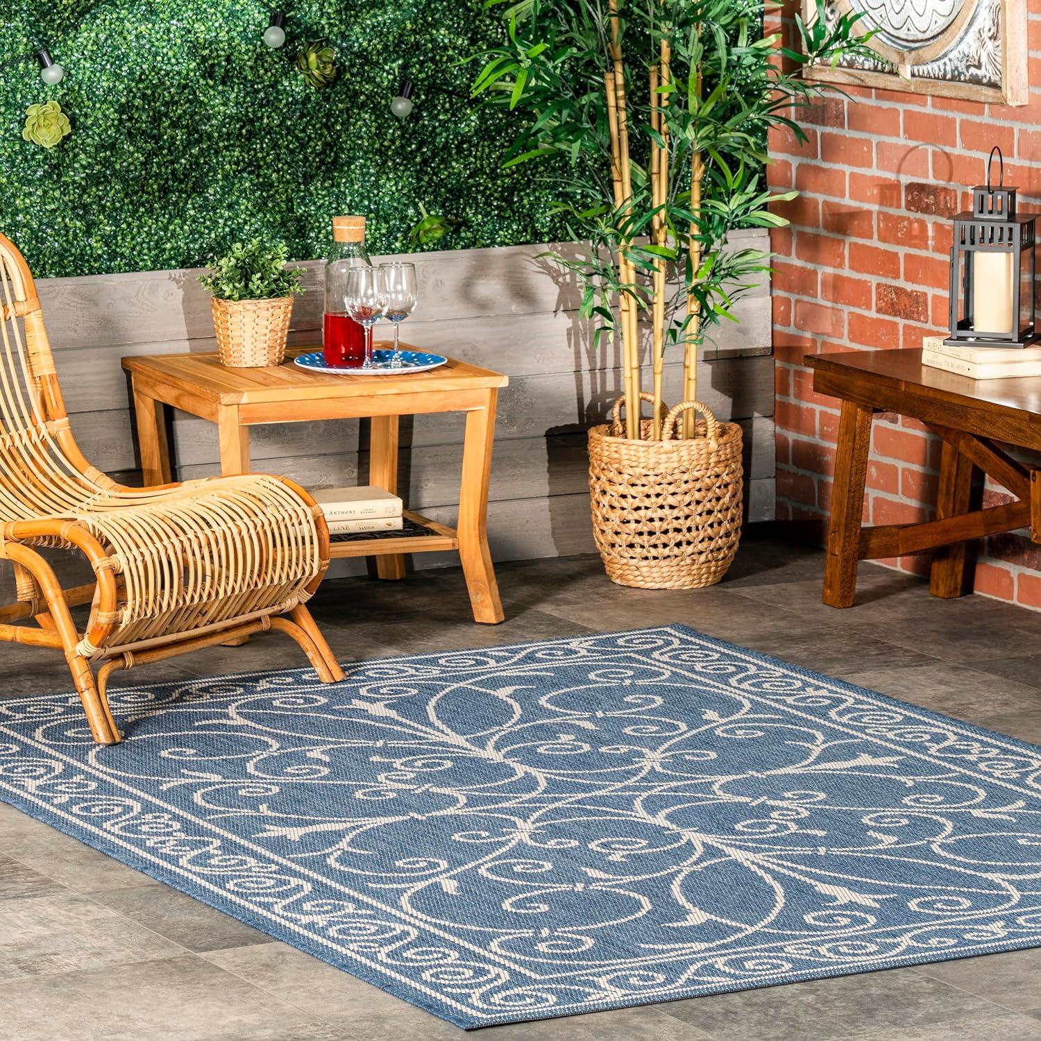 Charming Blue 5' x 7' Rectangular Synthetic Indoor/Outdoor Rug