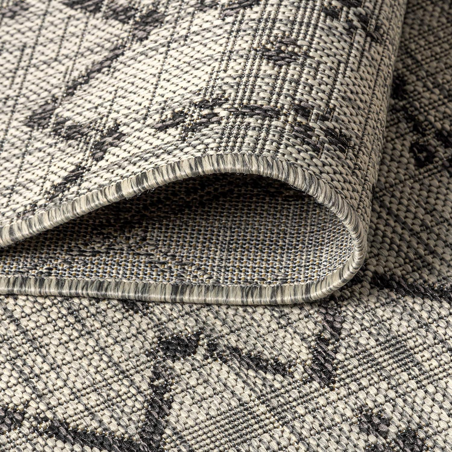 5'x8' Ourika Moroccan Geometric Textured Weave Indoor/Outdoor Area Rug, Light Gray/Black - JONATHAN Y