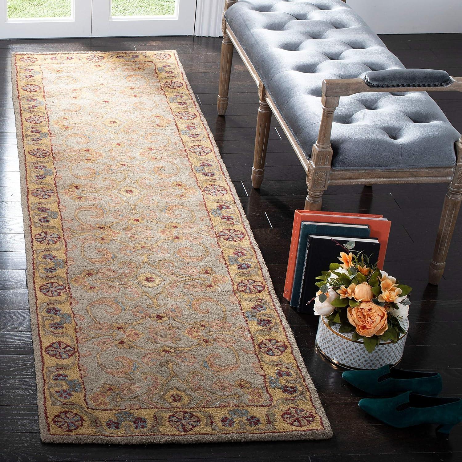 SAFAVIEH Classic Simonette Floral Wool Area Rug, Grey/Light Gold, 8'3" x 11'