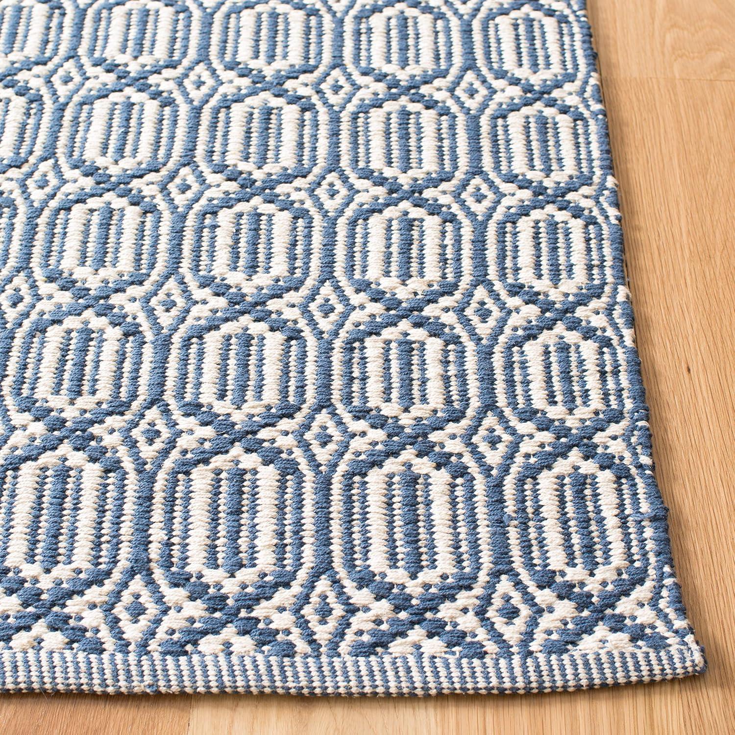 Montauk MTK333 Hand Woven Indoor Area Rug - Ivory/Navy - 4'x6' - Safavieh.