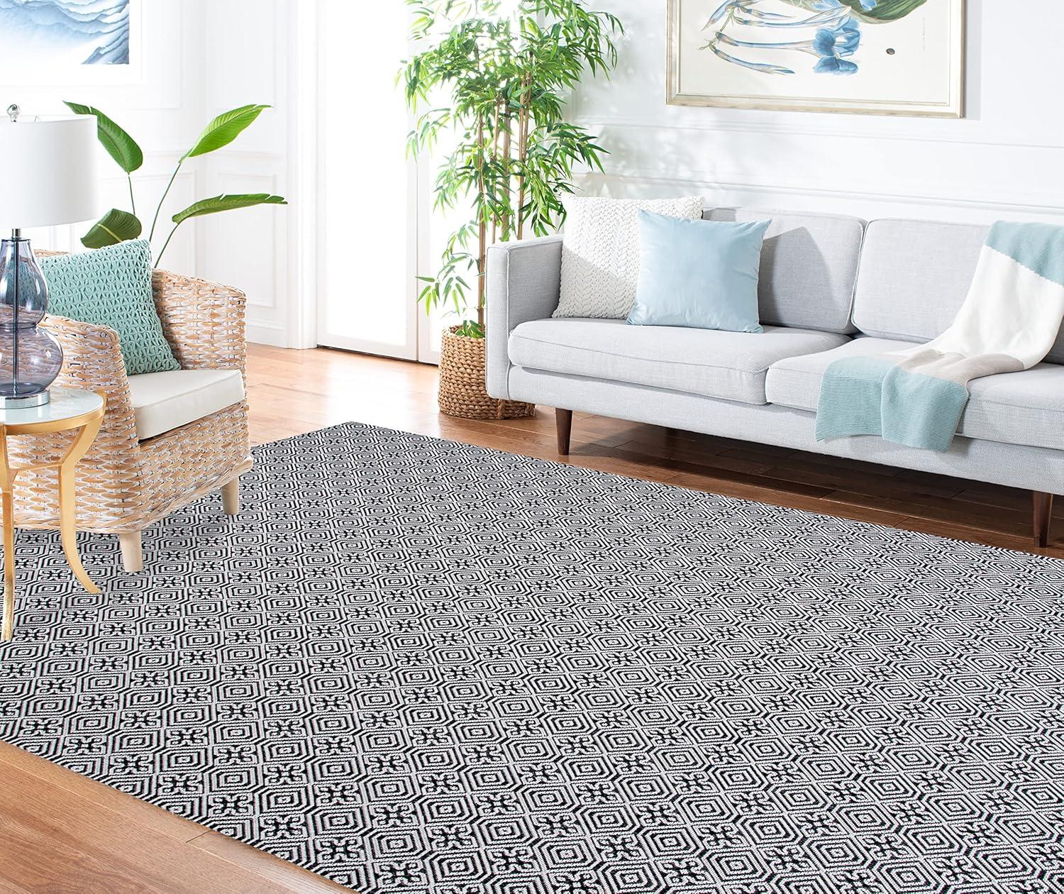 Martha Stewart MSR402 Power Loomed Area Rug  - Safavieh