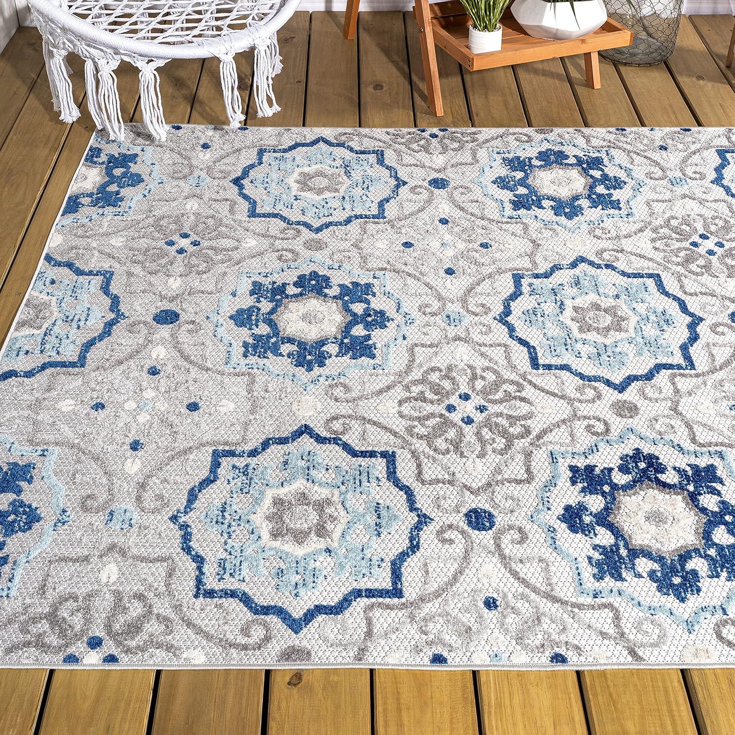 Mediterranean Medallion Indoor/Outdoor Area Rug - JONATHAN Y