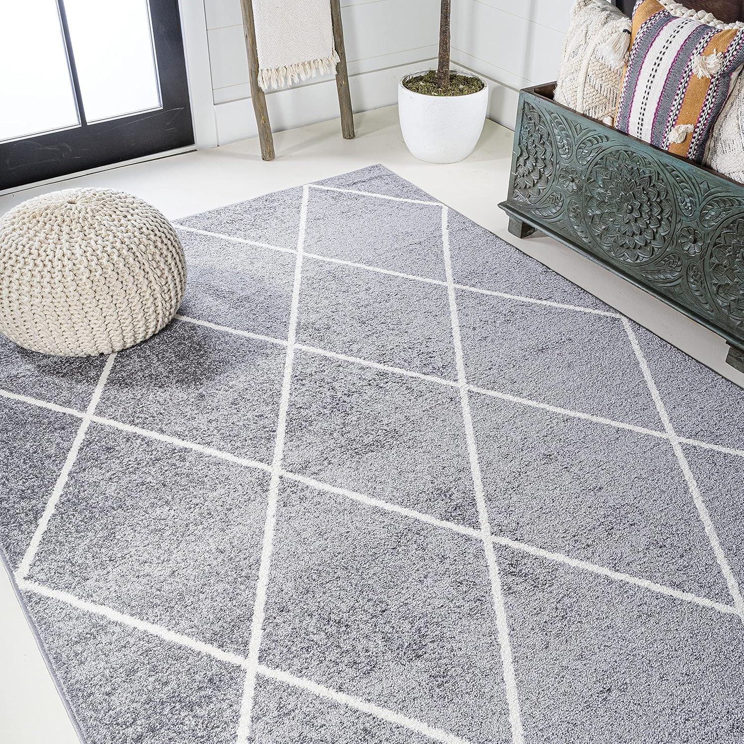 4'x6' Cole Minimalist Diamond Trellis Area Rug, Gray/White - JONATHAN Y