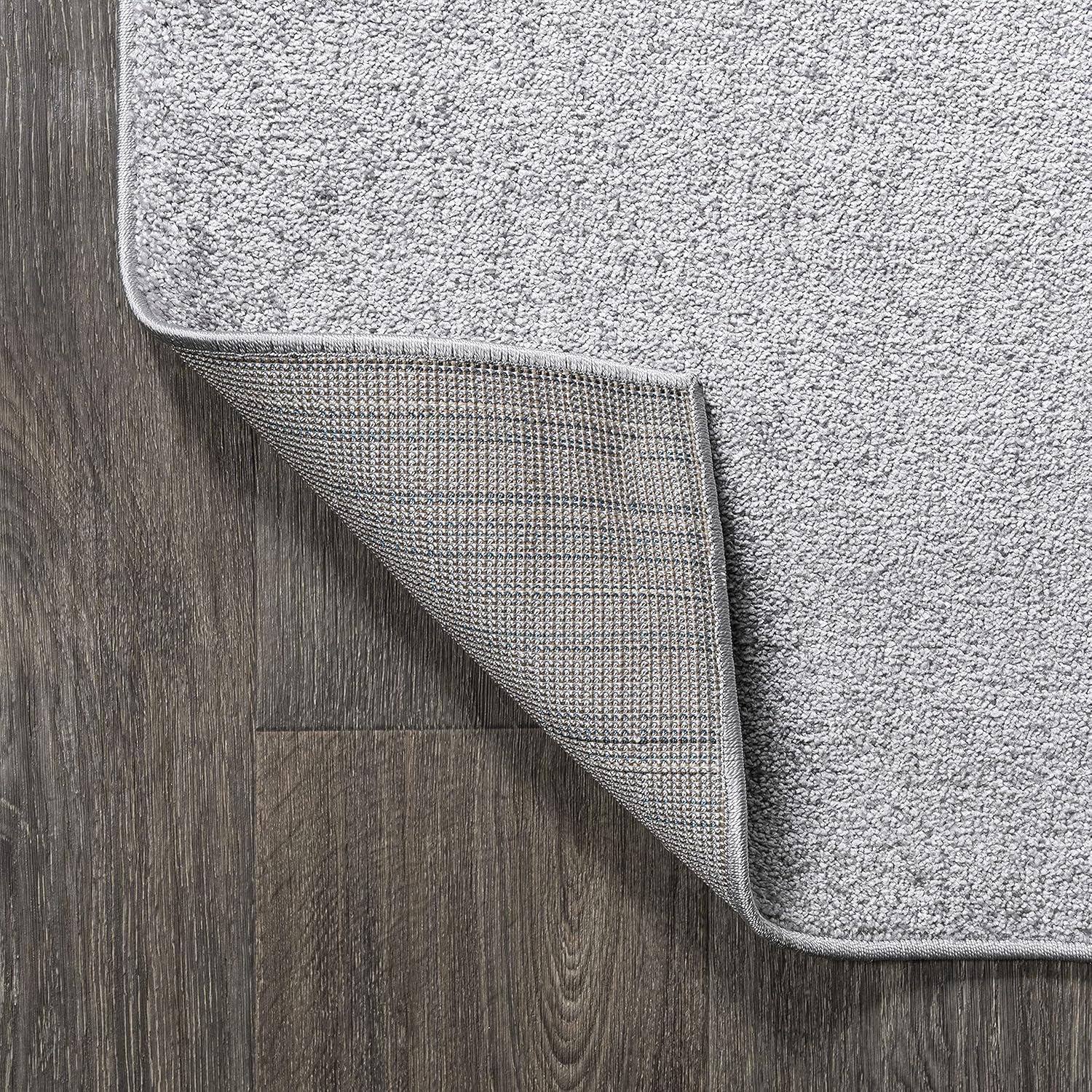 JONATHAN Y Haze Solid Low-Pile Indoor Area Rug