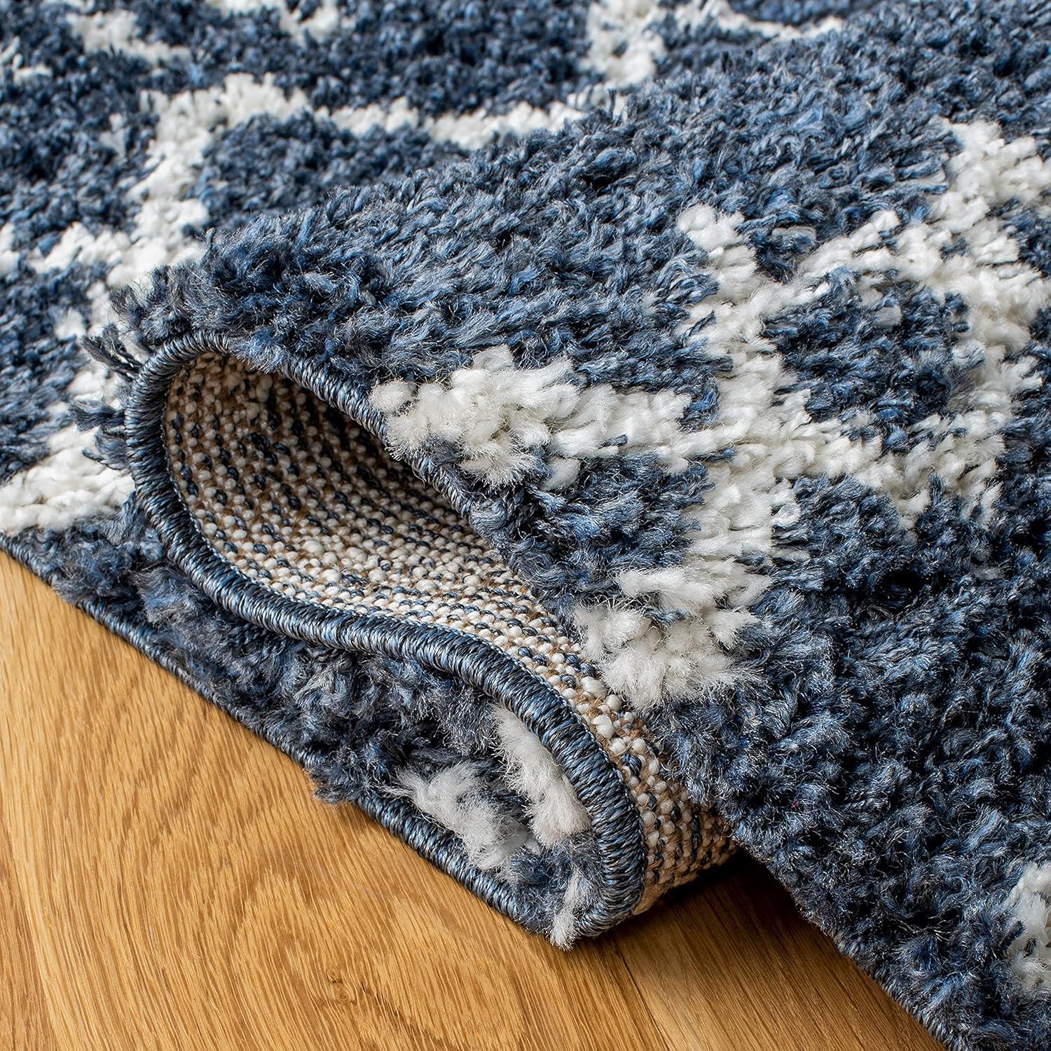 SAFAVIEH Arizona Teagan Geometric Shag Area Rug, Slate Blue/Ivory, 5'1" x 7'6"