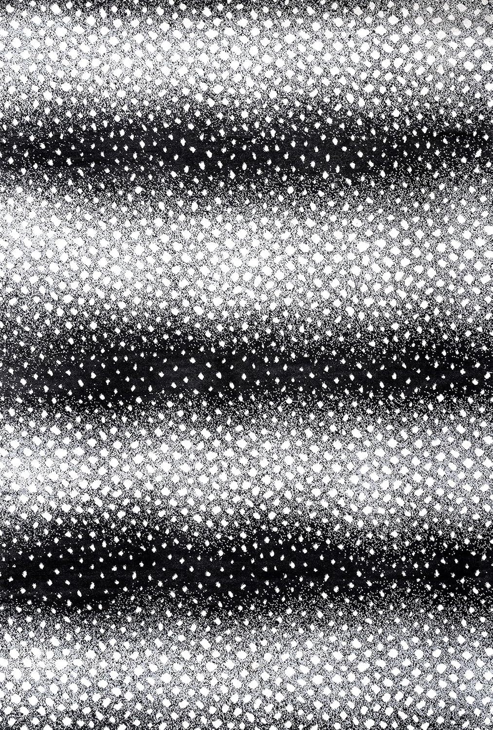 4'x 6' Antelope Modern Animal Area Rug, Black/Cream - JONATHAN Y