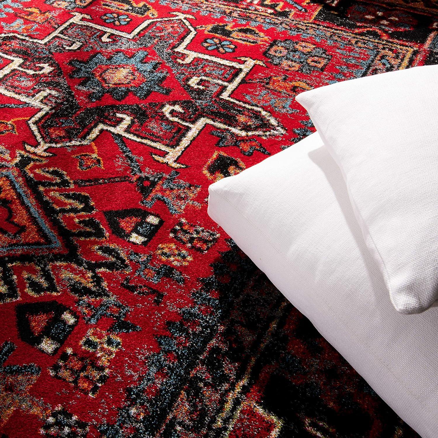 Vintage Hamadan VTH229 Power Loomed Indoor Area Rug - Red/Black - 4'x6' - Safavieh