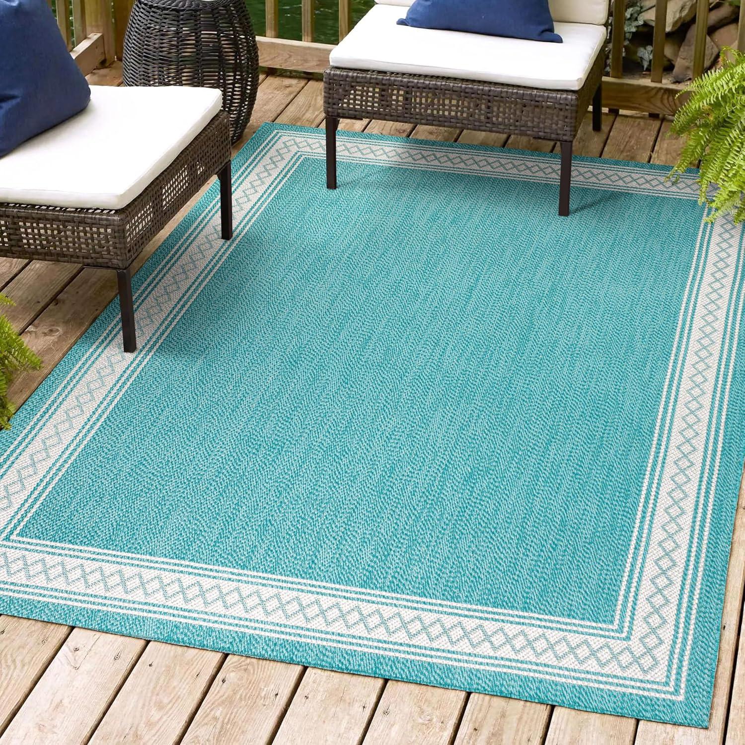 Lucia Classic Diamond Border Indoor/Outdoor Area Rug - JONATHAN Y