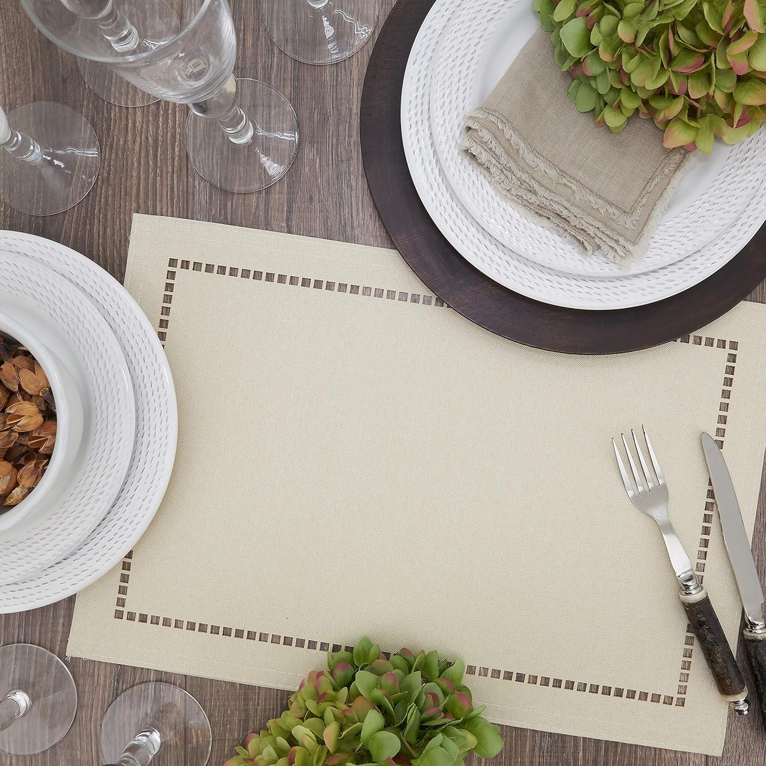 Saro Lifestyle Laser-Cut Hemstitch Placemat