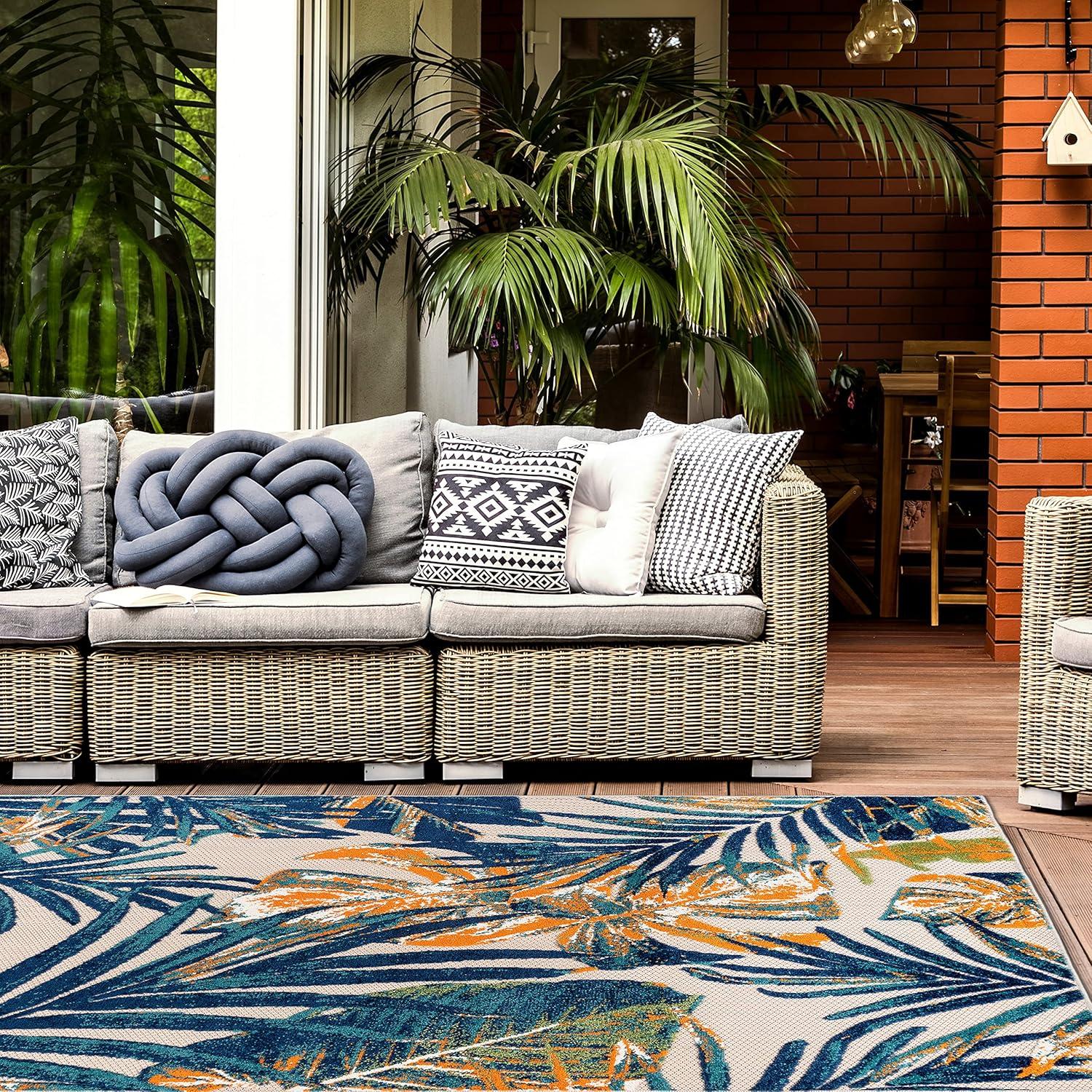 Rugshop Tropical Floral Leaves Indoor/Outdoor Area Rug Durable Polypropylene, Non-Shedding, Easy to Clean, Perfect for Patio, Backyard, Deck and Outdoor Lounge, High Traffic Areas, 3'3" x 5'