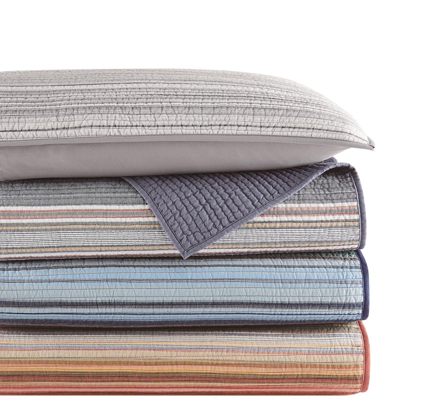 Gray Woven Cotton King Quilt Set with Striped Pattern