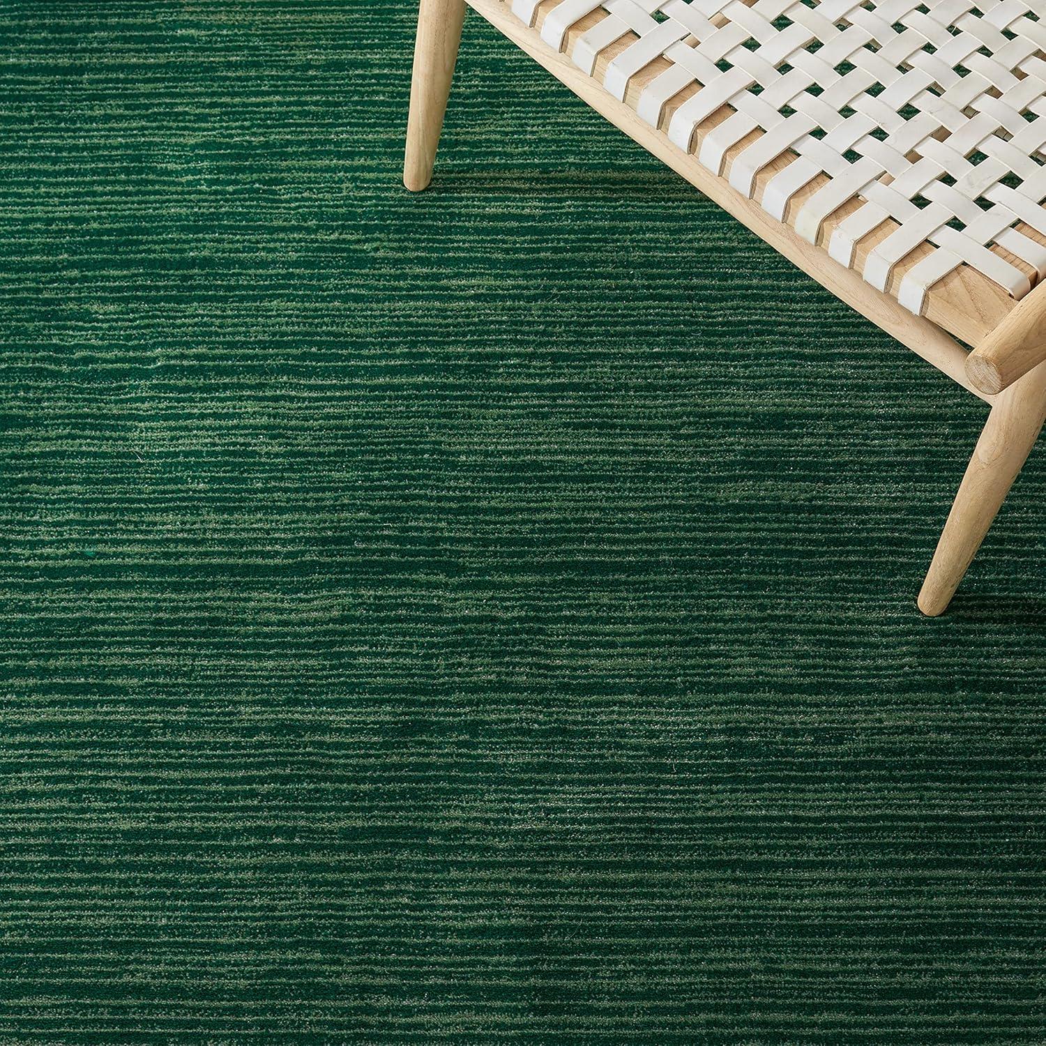 Vision VSN606 Power Loomed Area Rug - Dark Green - 6'x9' - Safavieh.