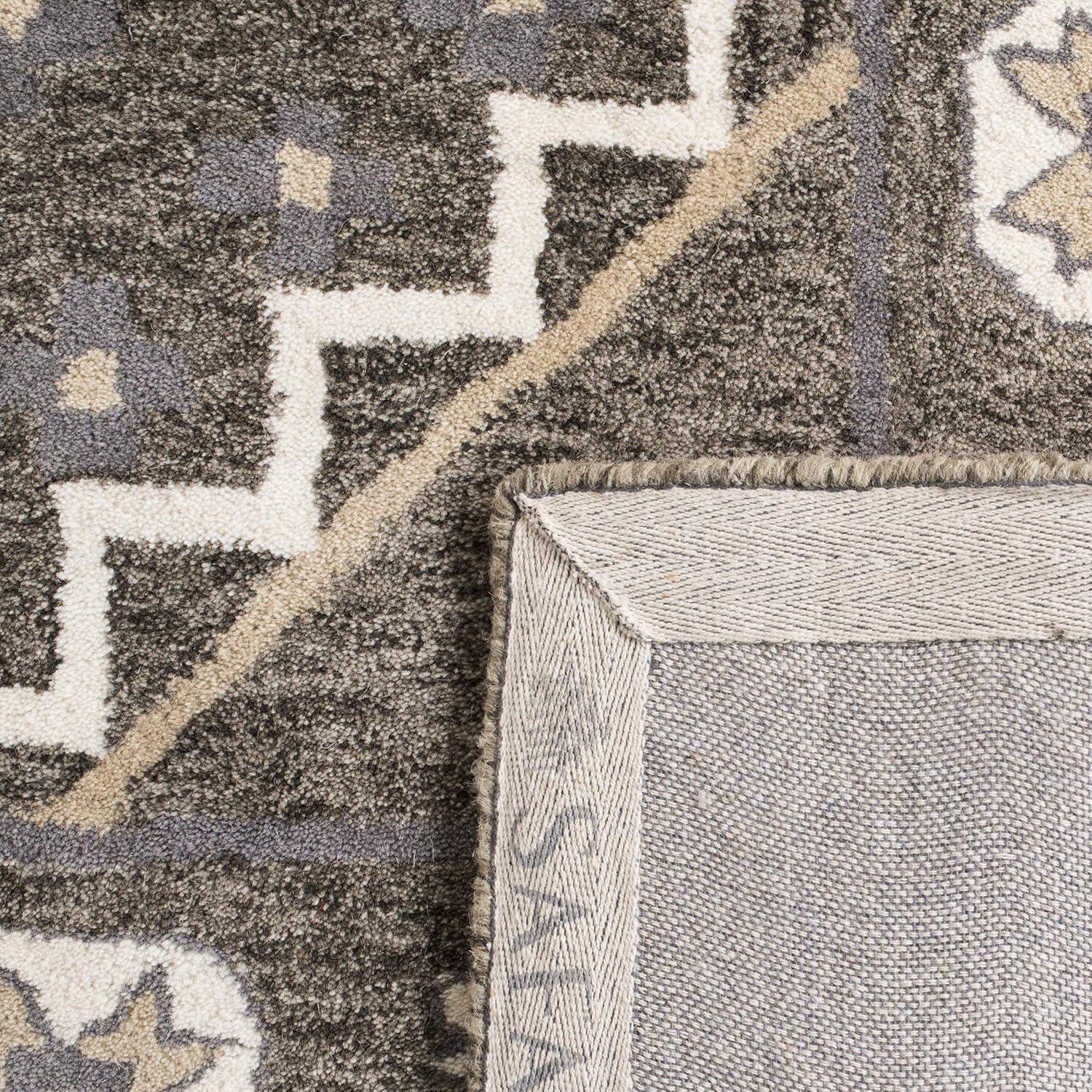 Bella BEL672 Hand Tufted Area Rug  - Safavieh