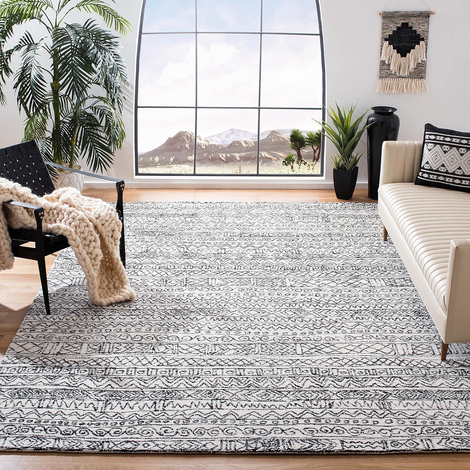 Micro-Loop MLP228 Hand Tufted Indoor Area Rug - Ivory/Black - 5'x5' - Safavieh