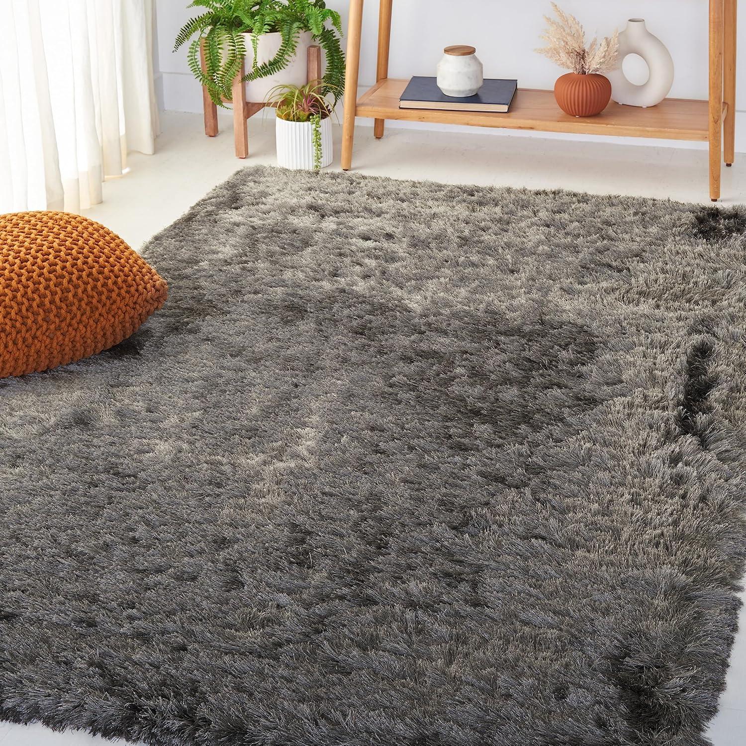 Shag SG511 Hand Tufted Area Rug  - Safavieh