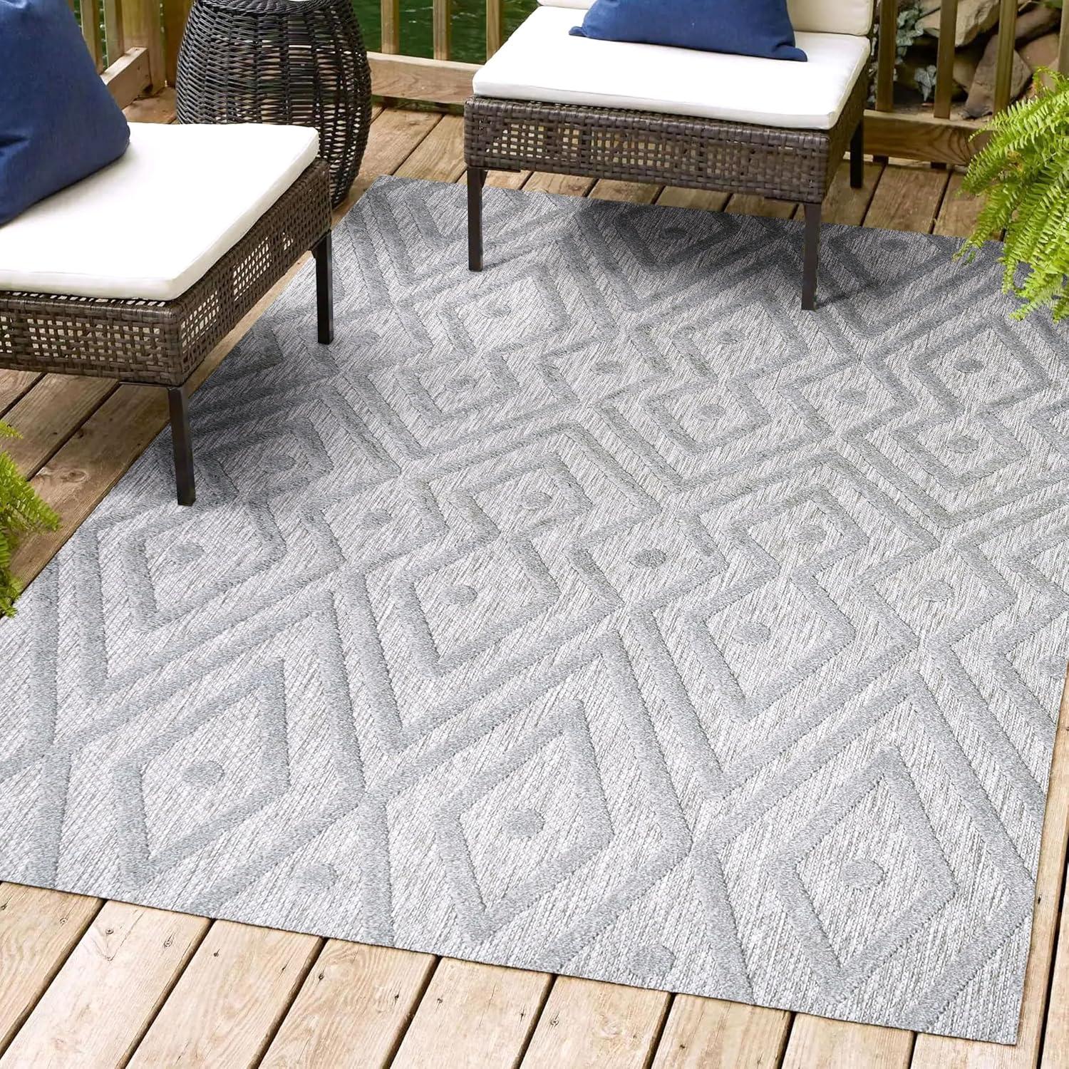 5'x8' Balansat Moroccan Diamond Indoor/Outdoor Area Rug, Light Gray - JONATHAN Y