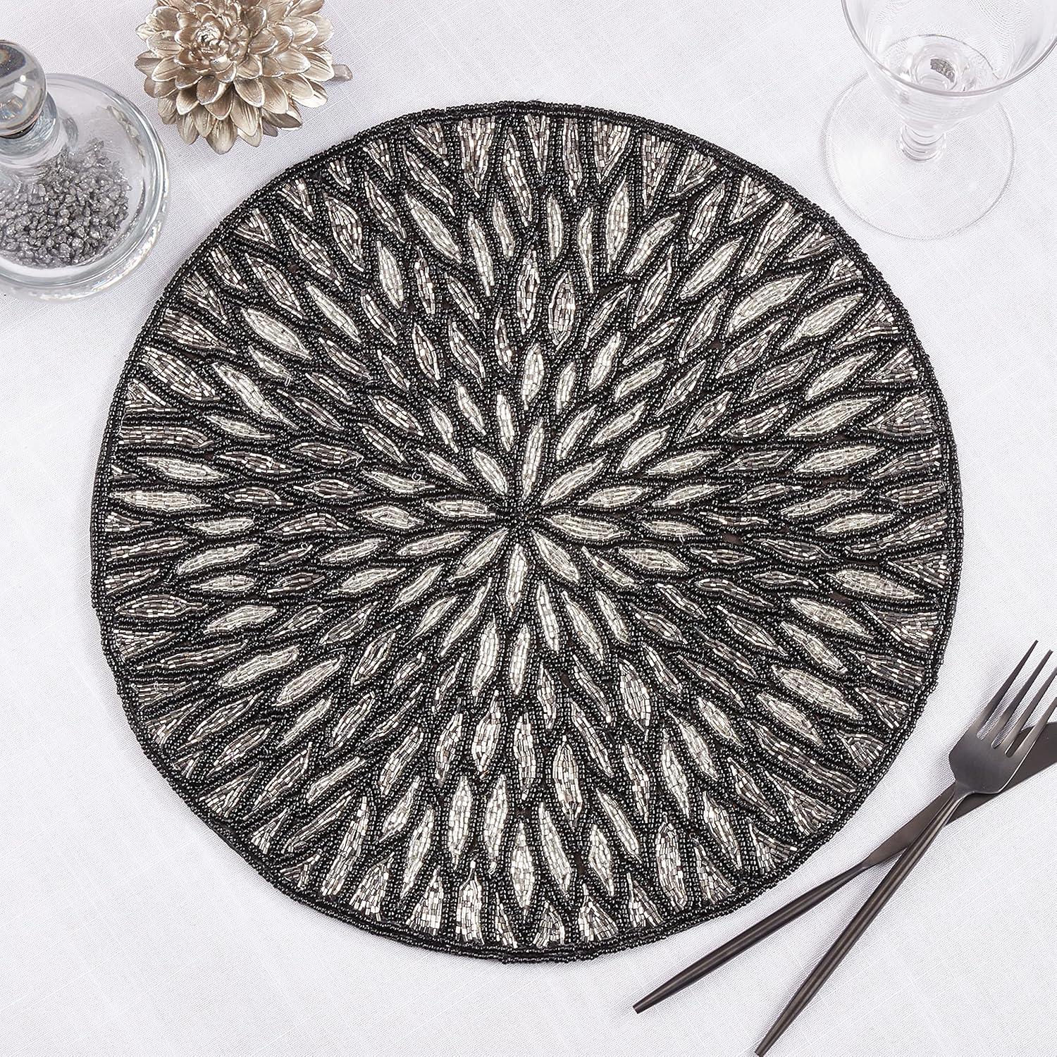 Saro Lifestyle Beaded Design Placemat (Set of 4), Black, 15" Round
