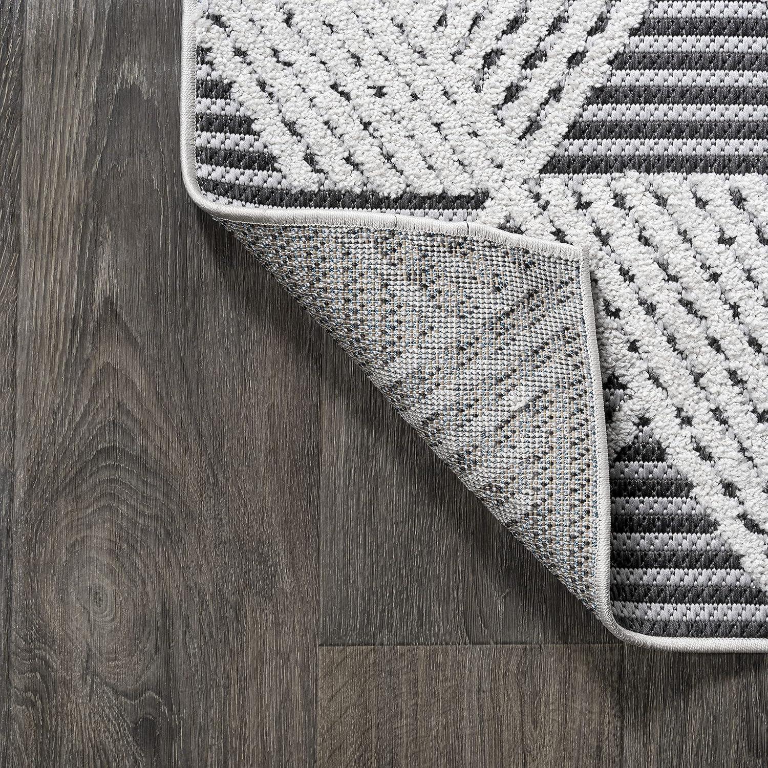 2'x8' Jazz High-Low Pile Art Deco Geometric Indoor/Outdoor Runner Rug, Black/Ivory - JONATHAN Y