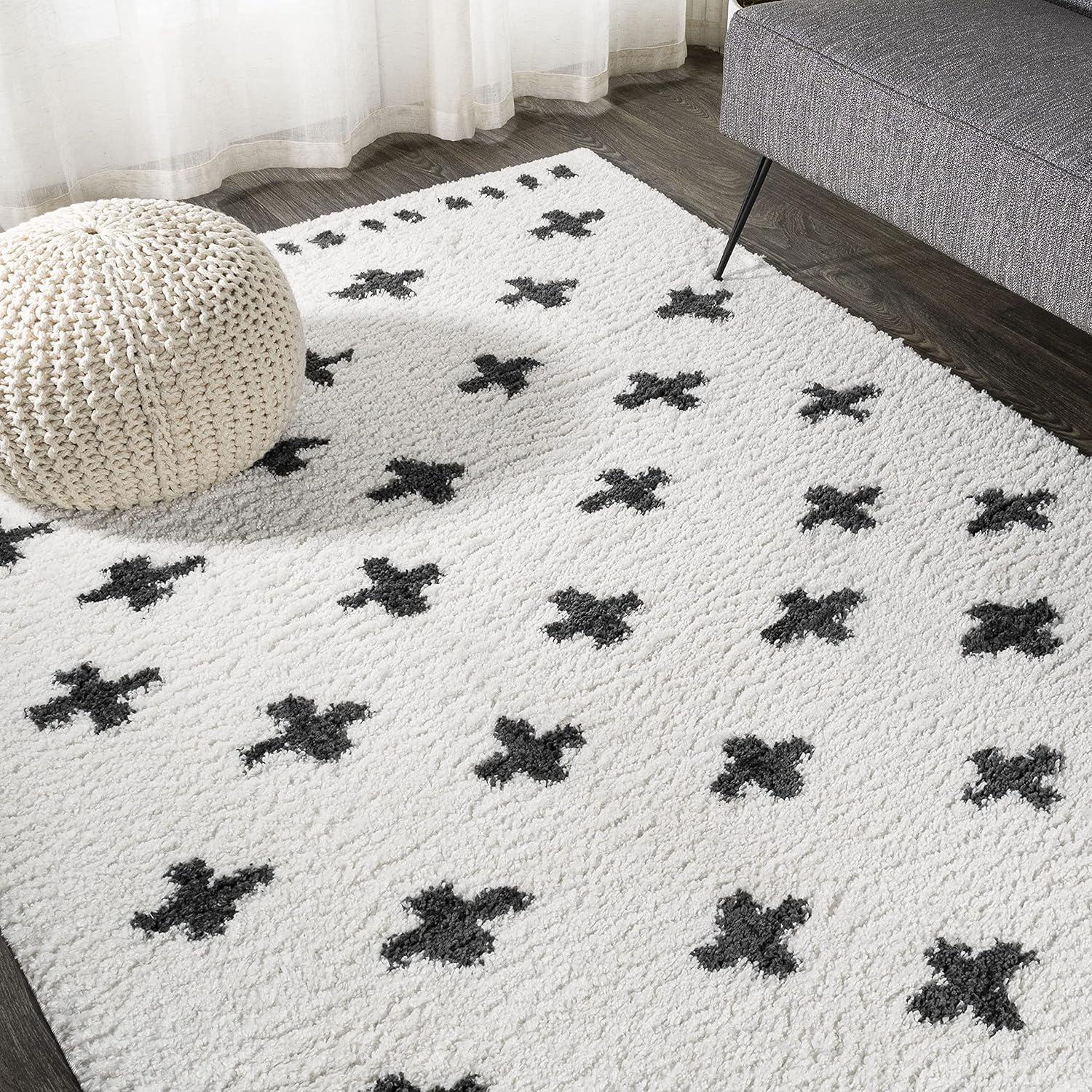 3'x5' Cristo Berber Geometric Shag Area Rug, White/Black - JONATHAN Y