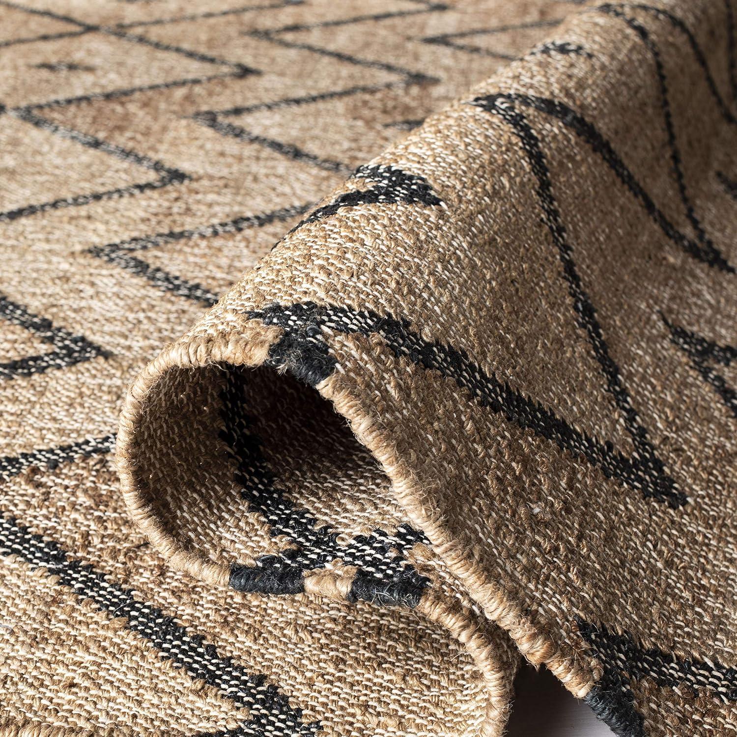 Kilim KLM750 Hand Loomed Area Rug - Natural/Charcoal - 4'x6' - Safavieh.