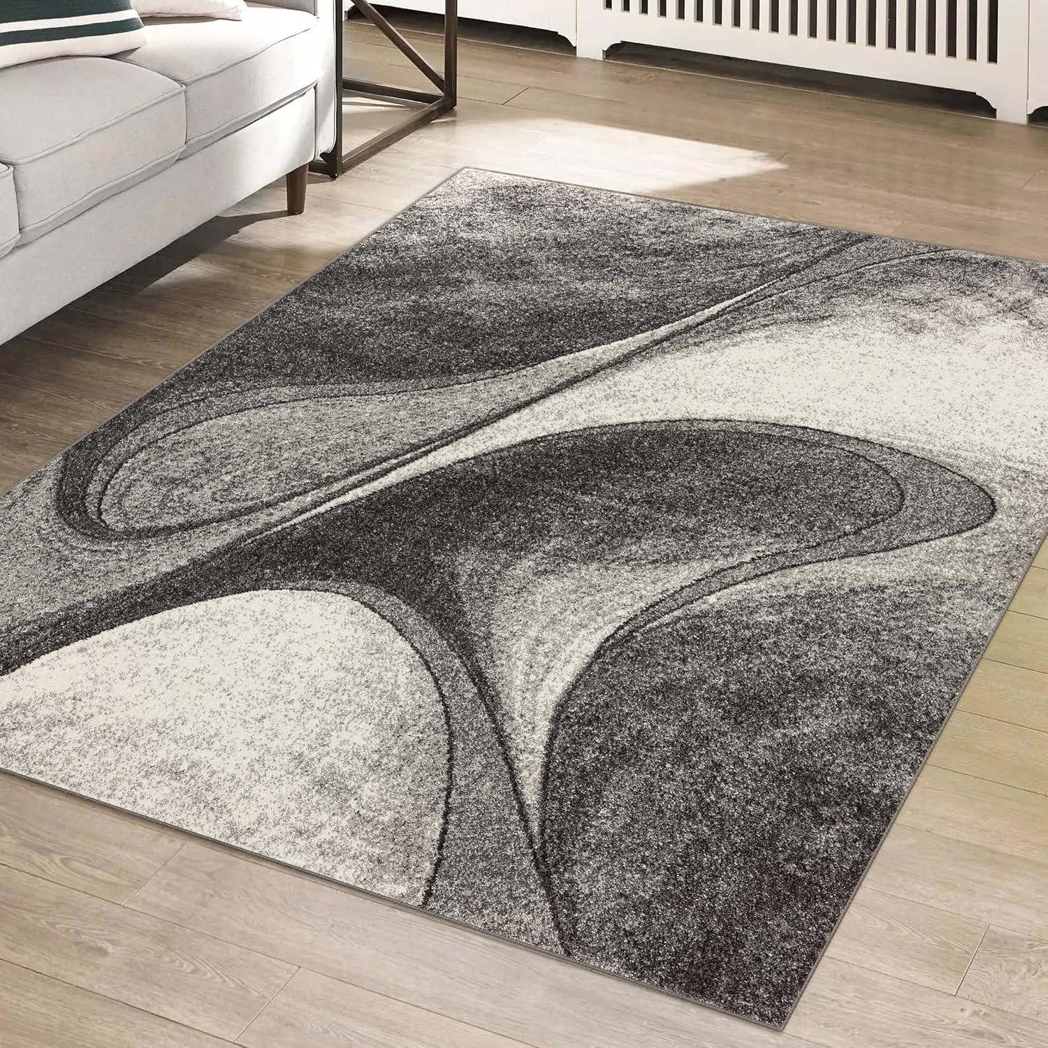 Spiral Abstract Elegance Gray 5' x 7' Synthetic Area Rug