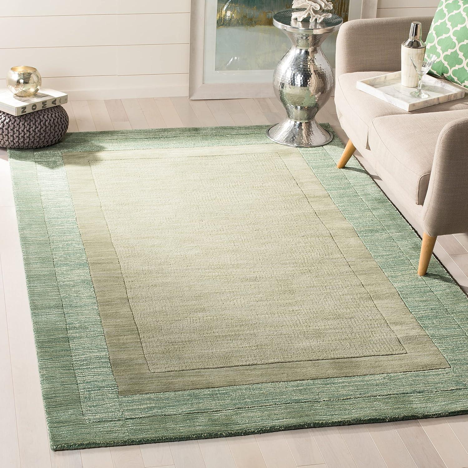 Impressions IM821 Hand Loomed Accent Rug - Green/Beige - 3'x5' - Safavieh