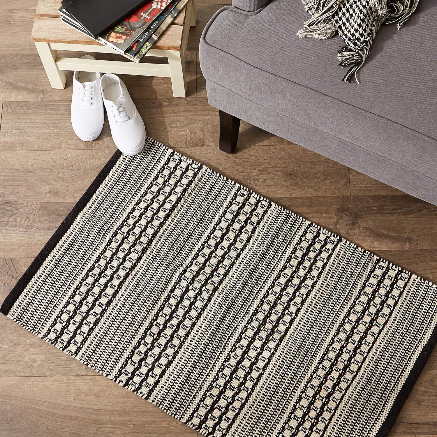 Design Imports Modern Dobby Stripe - Black - 2 Ft 6 In X 6 Ft