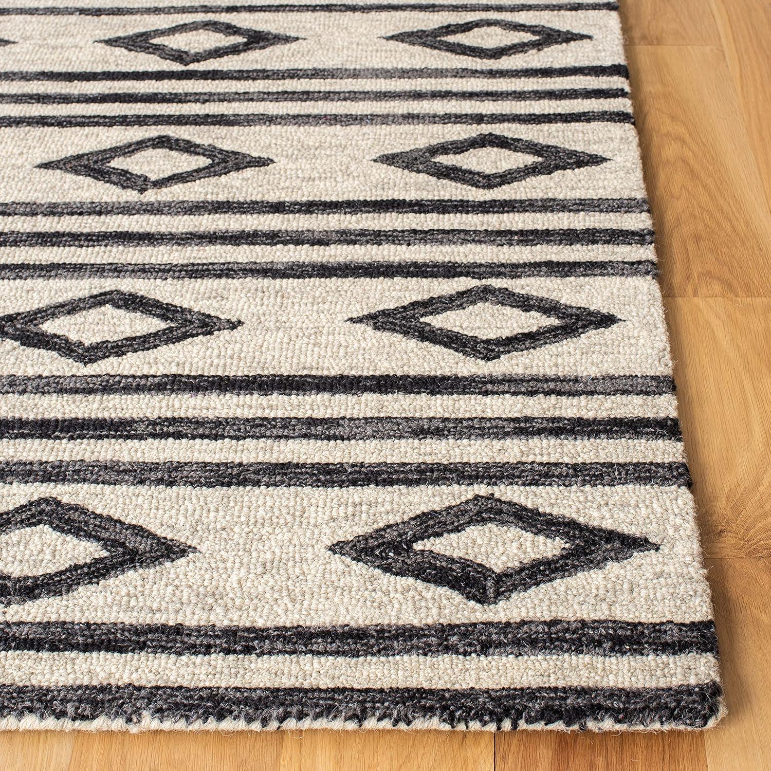 Ivory and Charcoal Handmade Wool Rectangular Area Rug