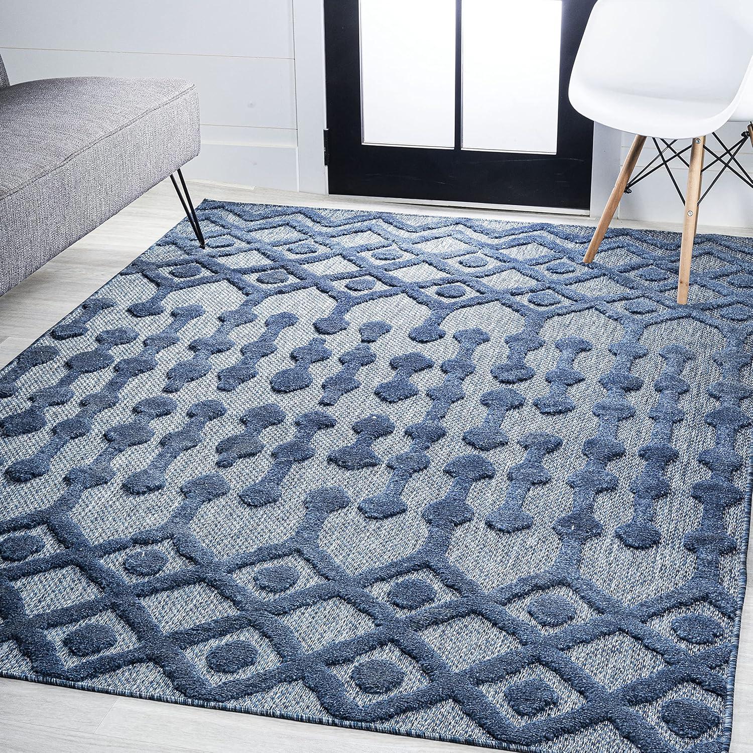 Peralta Moroccan Diamond Indoor/Outdoor Area Rug - JONATHAN Y