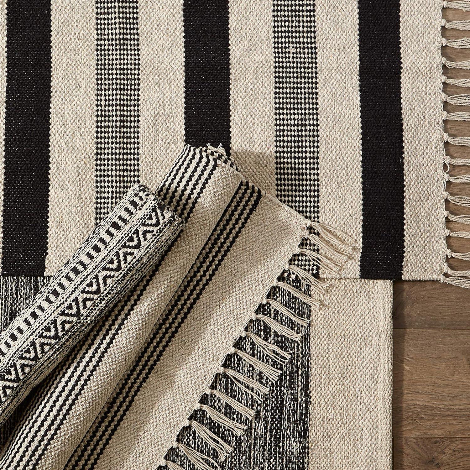 Design Imports Modern Dobby Stripe - Black - 2 Ft 6 In X 6 Ft