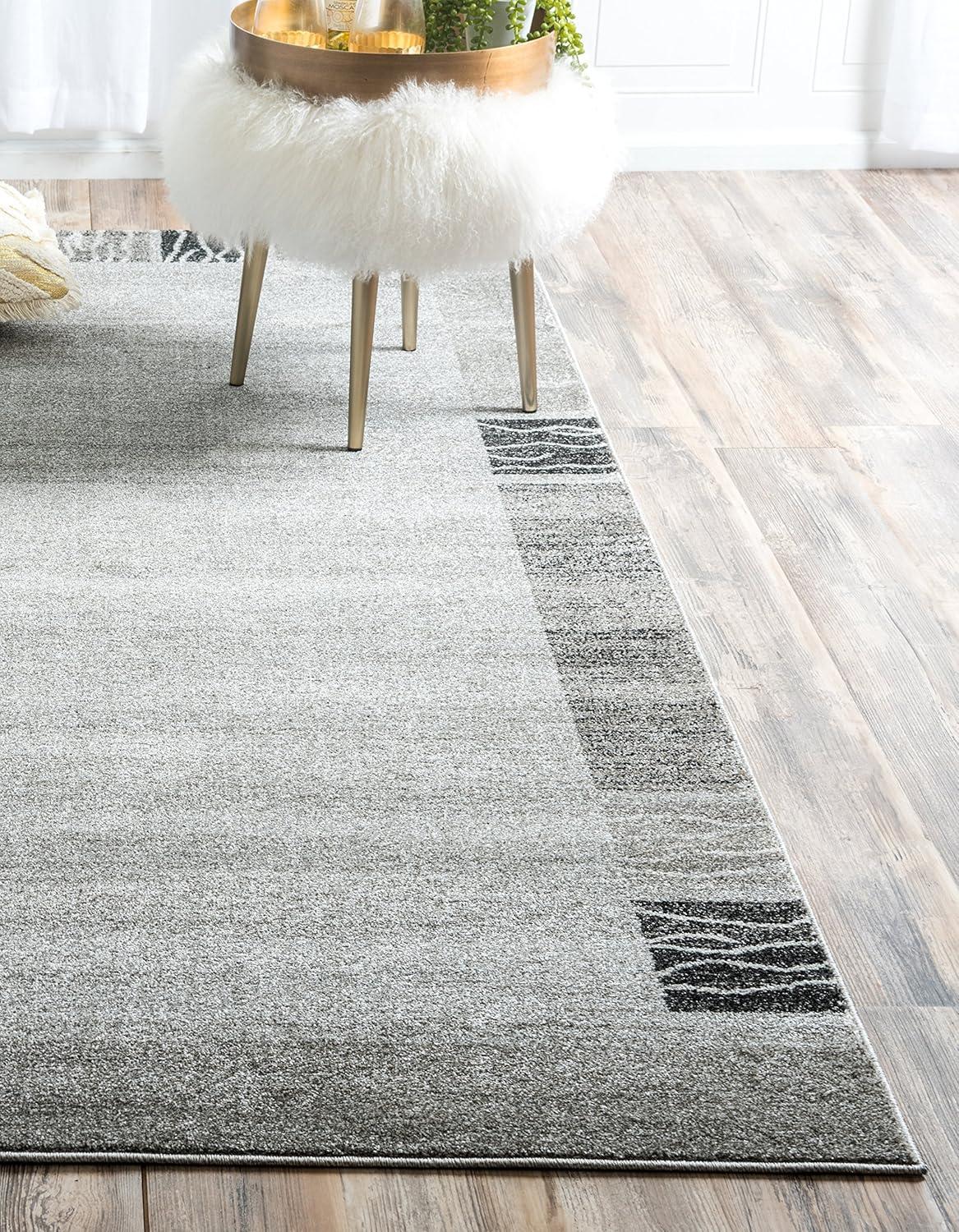 Modern Reversible Tufted Rug in Soft Gray - Easy Care, Stain-Resistant