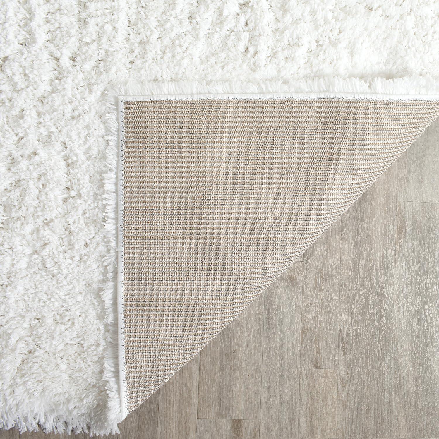 Indie Shag SGI320 Power Loomed Area Rug - Mushroom - 6'7"x9'2" - Safavieh.
