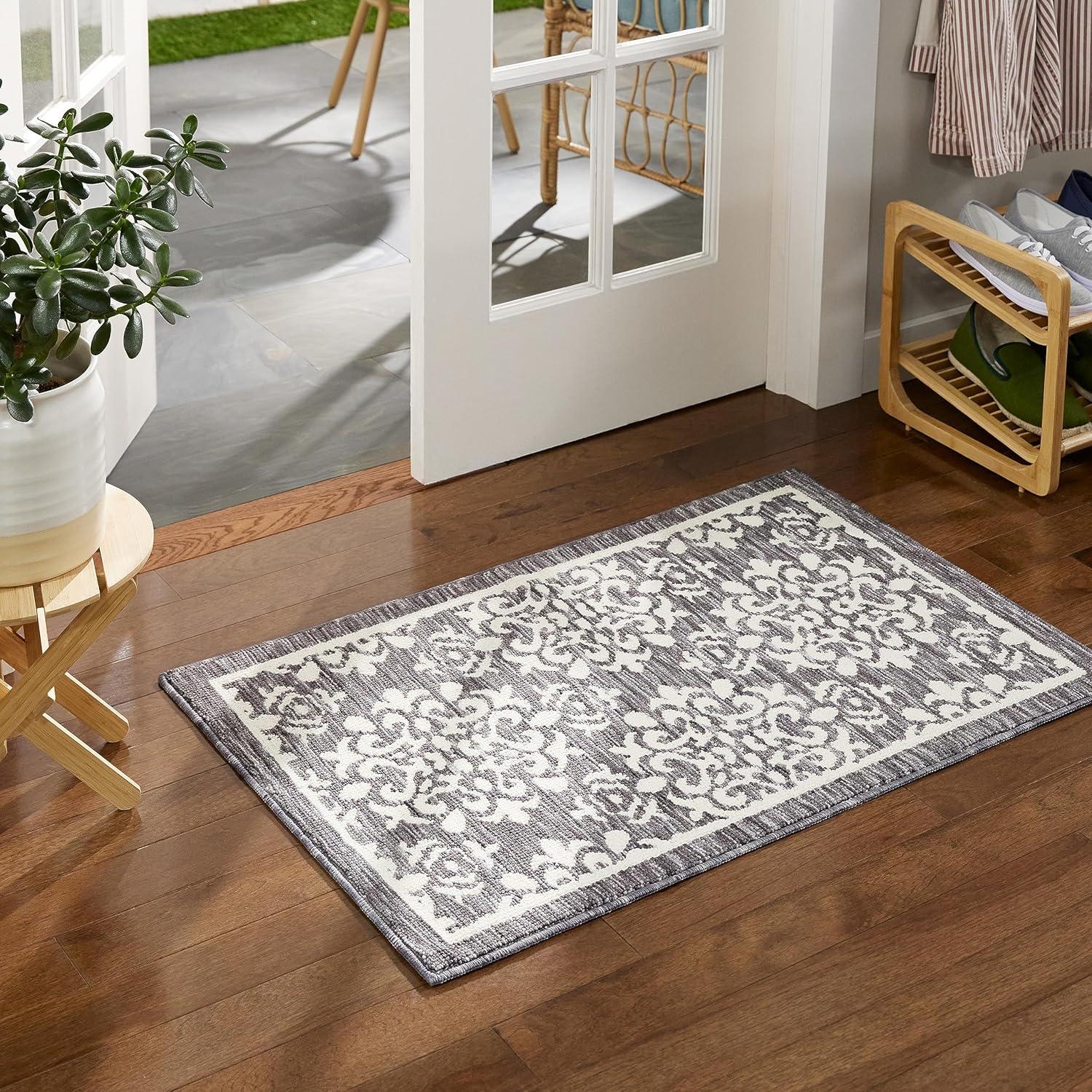 TOWN & COUNTRY EVERYDAY Walker Damask Medallion Everwash Washable Kitchen Mat