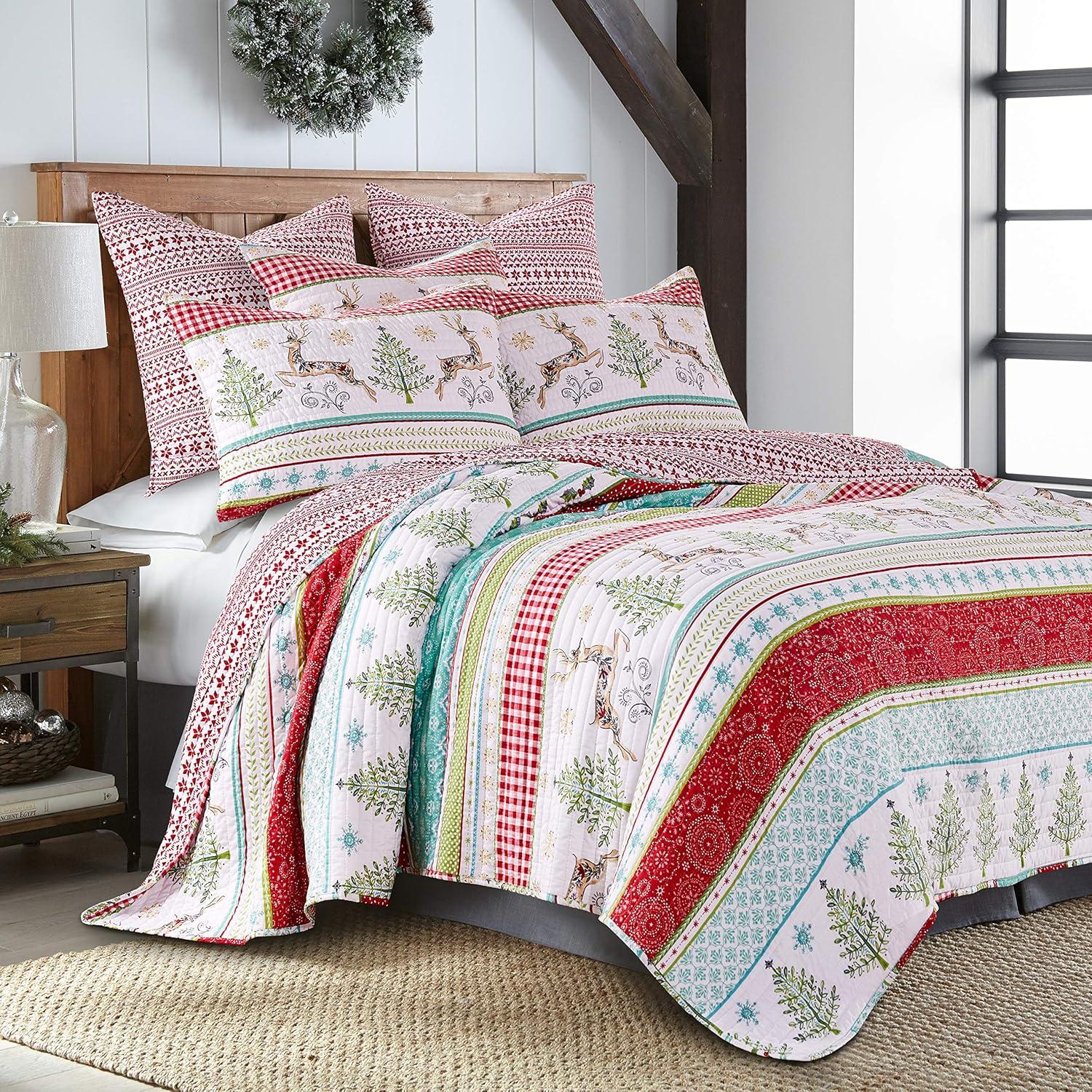 Levtex Home Merry & Bright Comet and Cupid Collection Microfiber Quilt, Twin