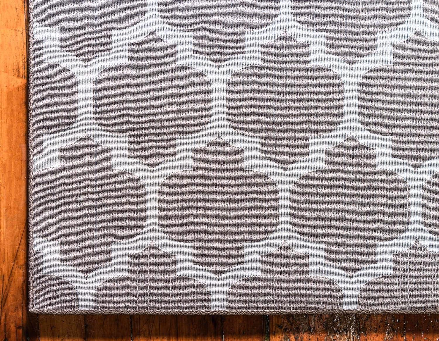 Unique Loom 4' 1 x 6' 1 Trellis Philadelphia Brown Area Rug