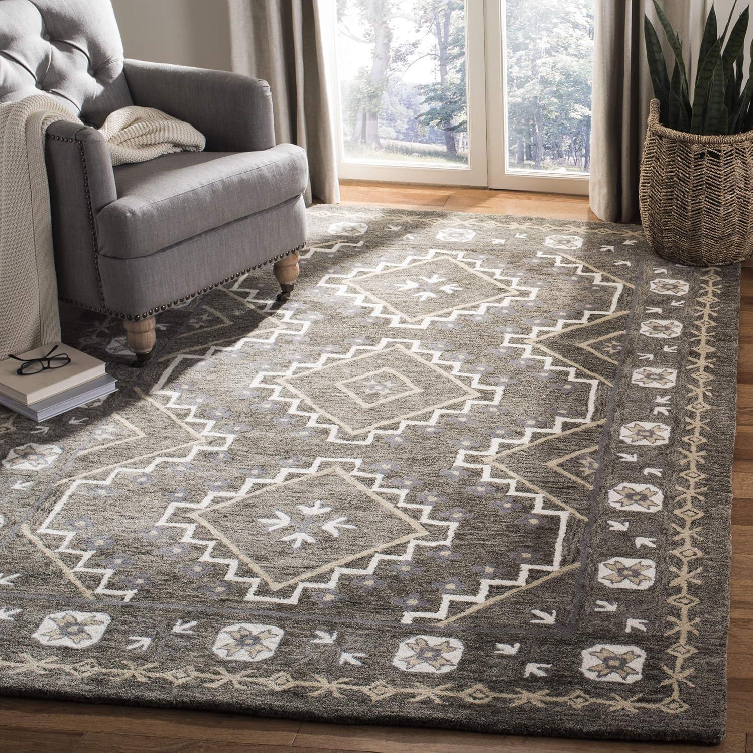 Bella BEL672 Hand Tufted Area Rug  - Safavieh