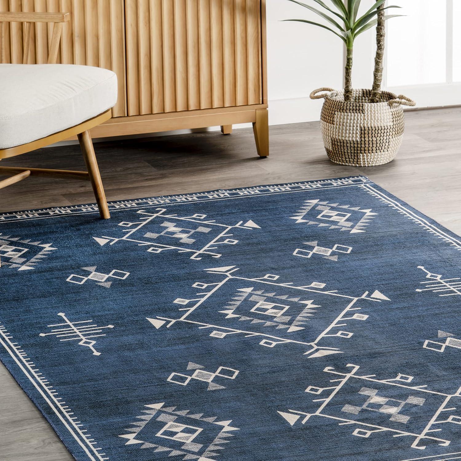 Nuloom Evalyn Southwestern Machine Washable Indoor Area Rug