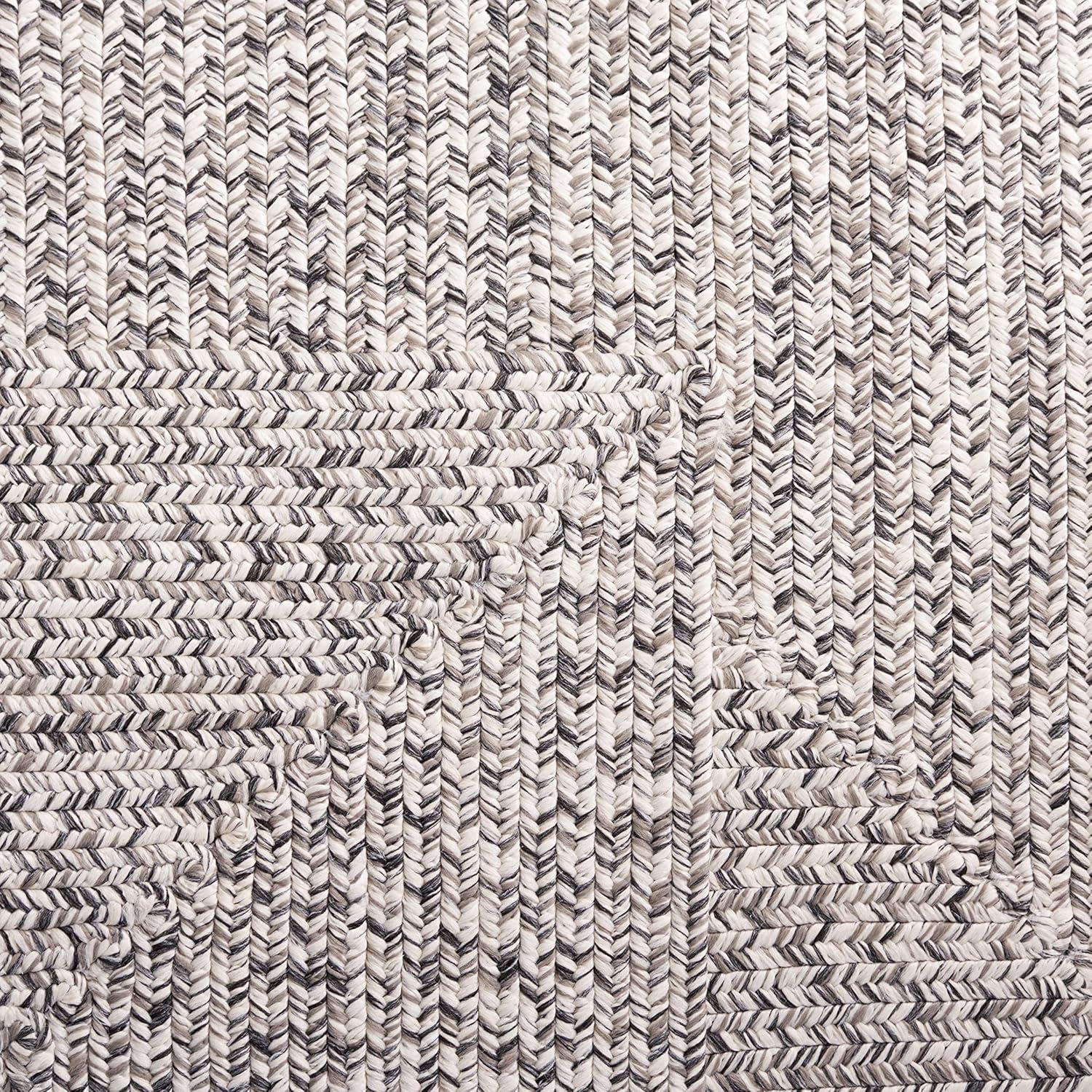SAFAVIEH Braided Gino Distressed Machine Washable Reversible Area Rug, Grey/Ivory, 4' x 6'