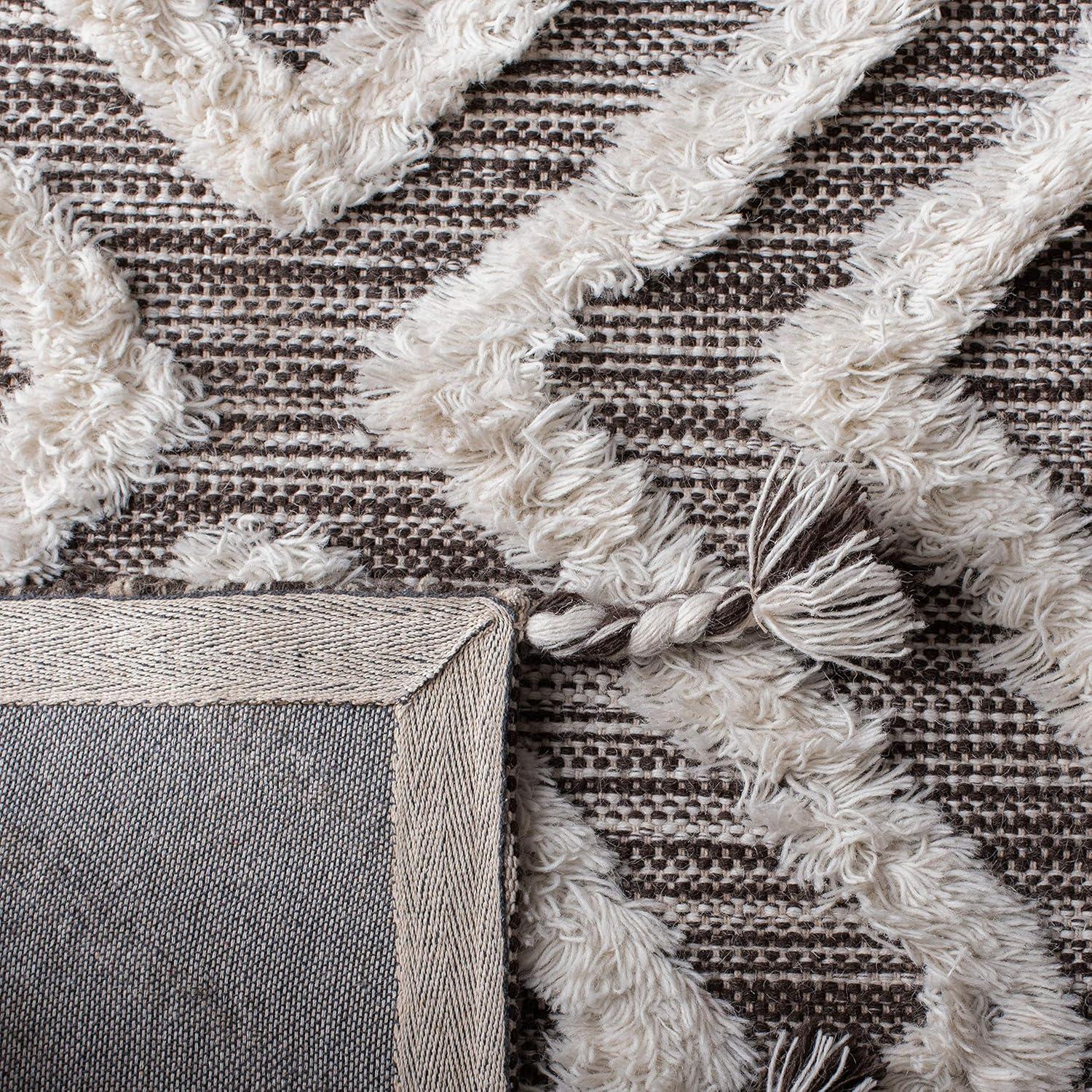 Kenya KNY331 Hand Tufted Runner Rug - Brown/Ivory - 2'3"x8' - Safavieh.