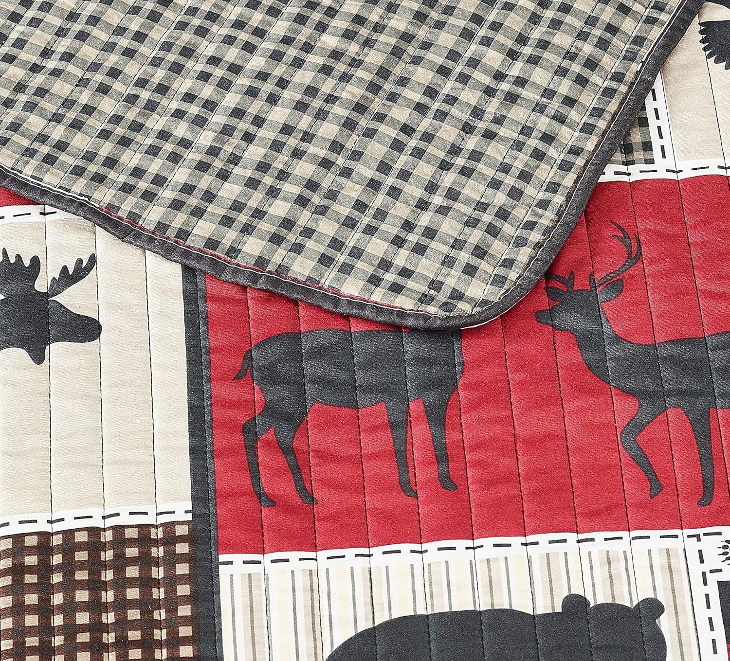 Lodge Life Moose, Deer, Bear Patchwork Rustic Quilt and Sham Set - Queen / Full Size
