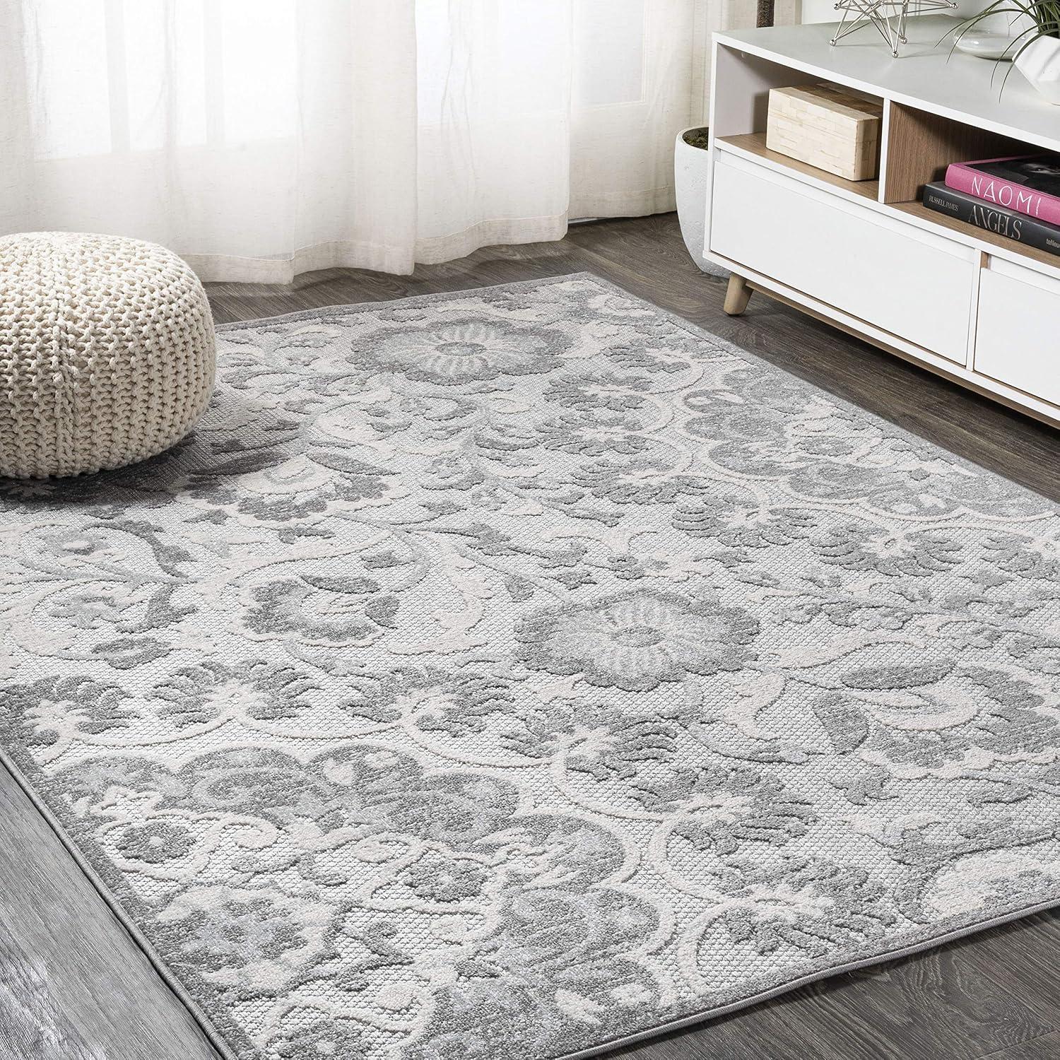 Modern Moroccan Medallion 4' x 6' Gray Synthetic Area Rug