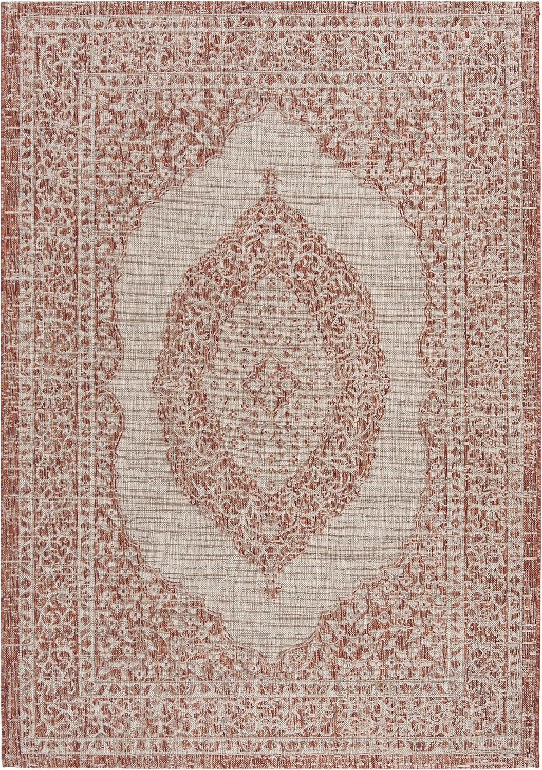 SAFAVIEH Courtyard Avi Traditional Indoor/Outdoor Area Rug, 5'3" x 7'7", Light Beige/Terracotta