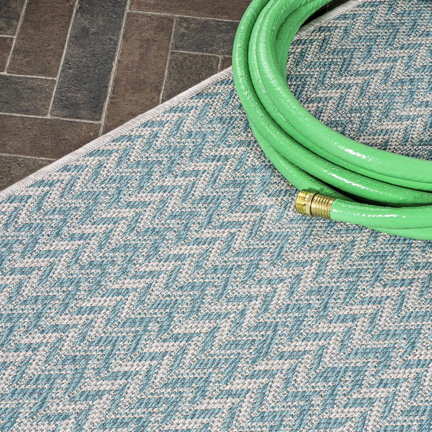 Aqua and Light Gray Geometric Synthetic 3x5 Indoor/Outdoor Rug