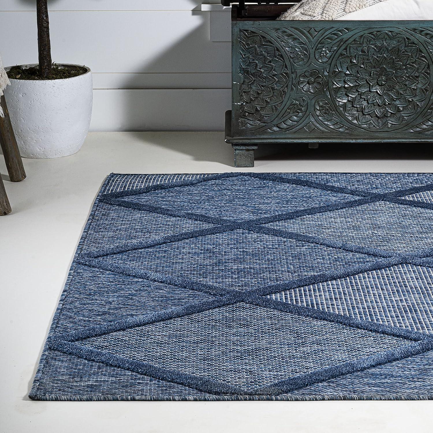 Salines Diamond Trellis Indoor/Outdoor Area Rug - JONATHAN Y