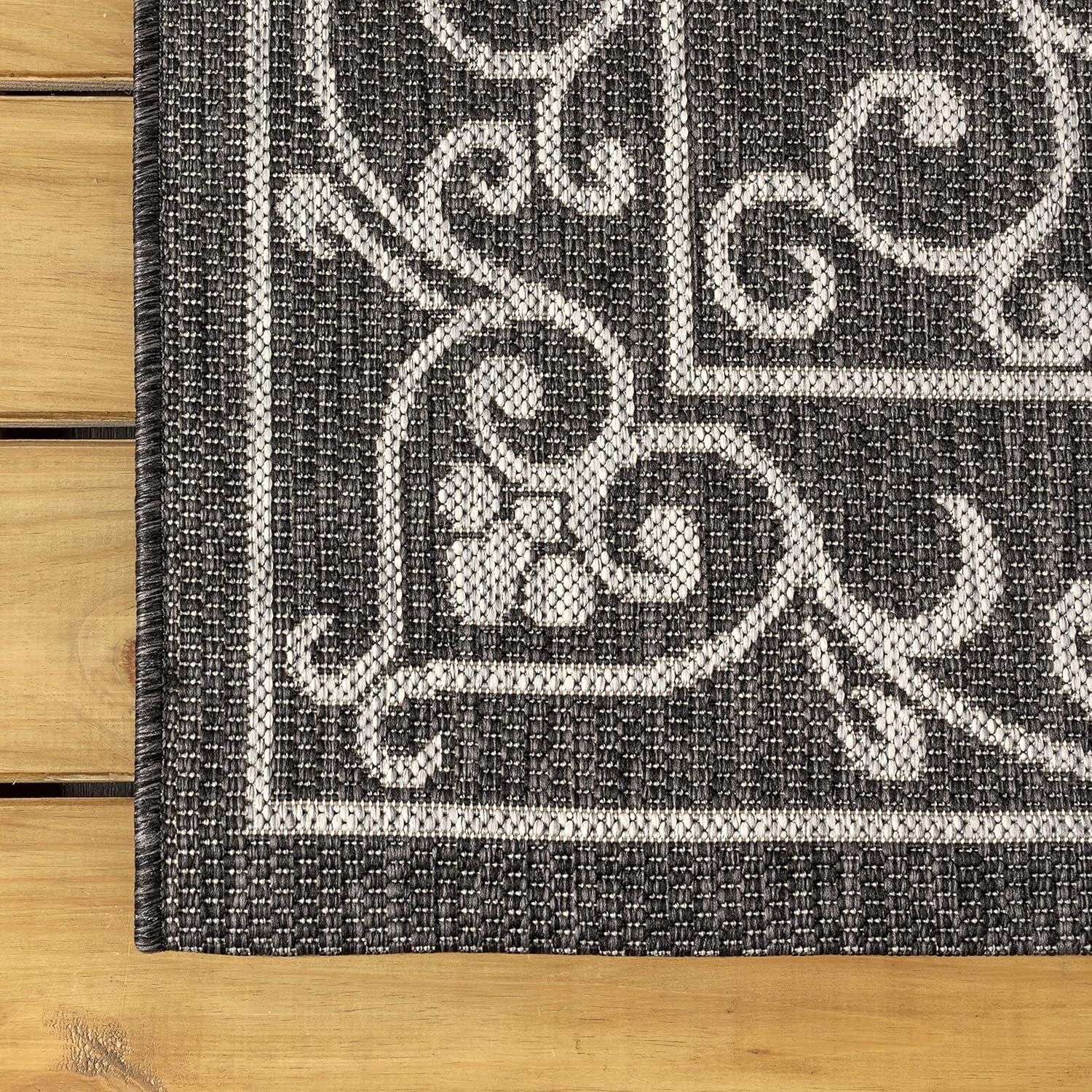 Charleston Vintage Filigree Textured Weave Indoor/Outdoor Area Rug  - JONATHAN Y