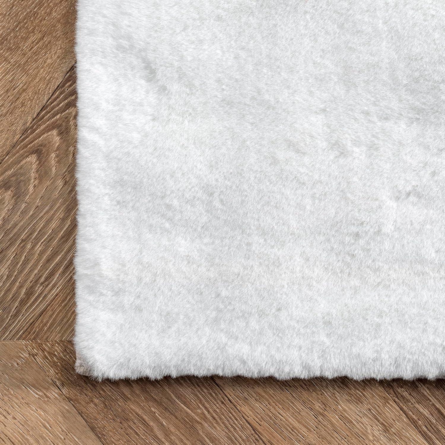 Nuloom Layne Solid 4x6 Indoor Area Rug for Living Room Bedroom Dining Room, White/Ivory