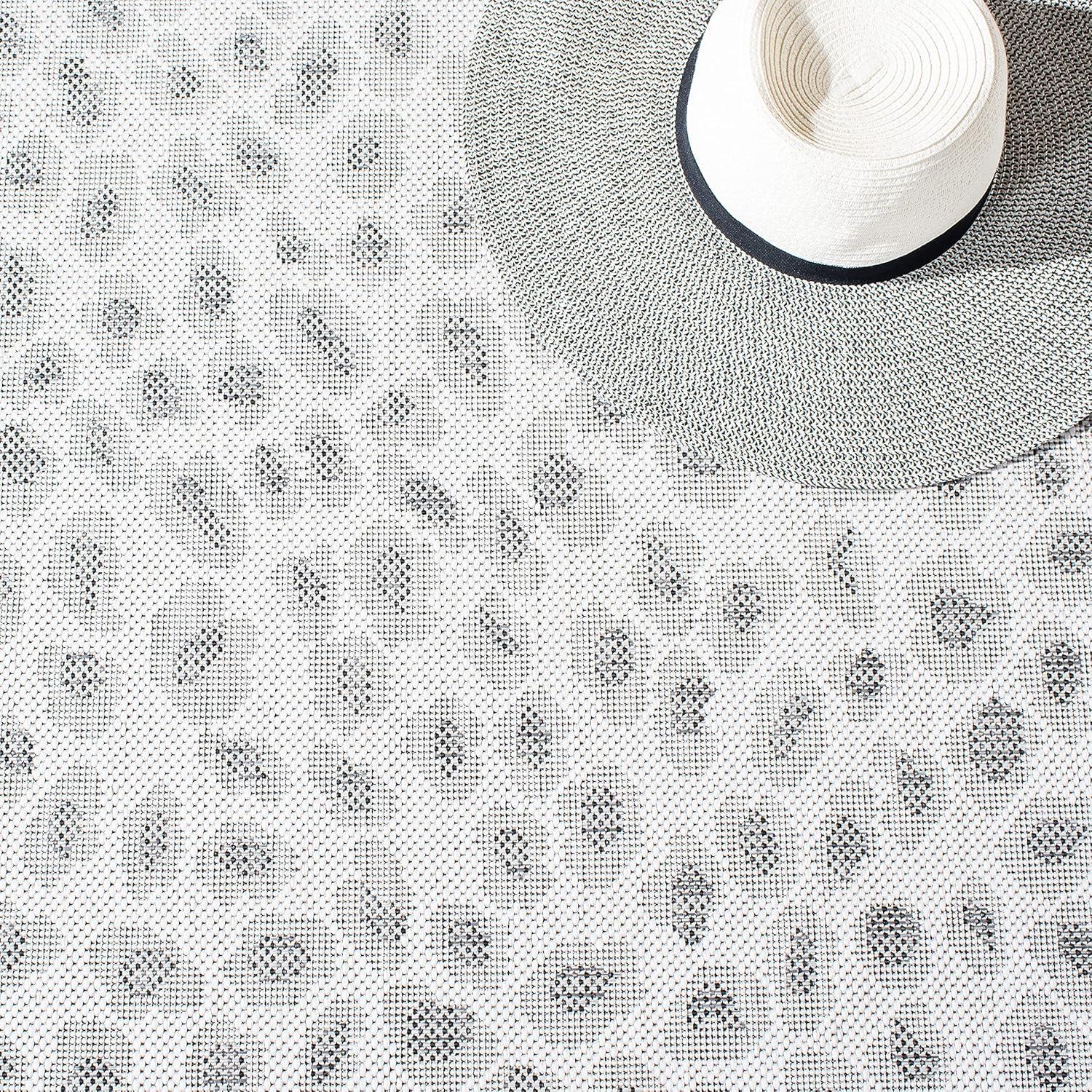 Union Rustic Aidah Performance Rug